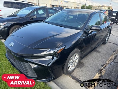2025 Toyota CAMRY LE