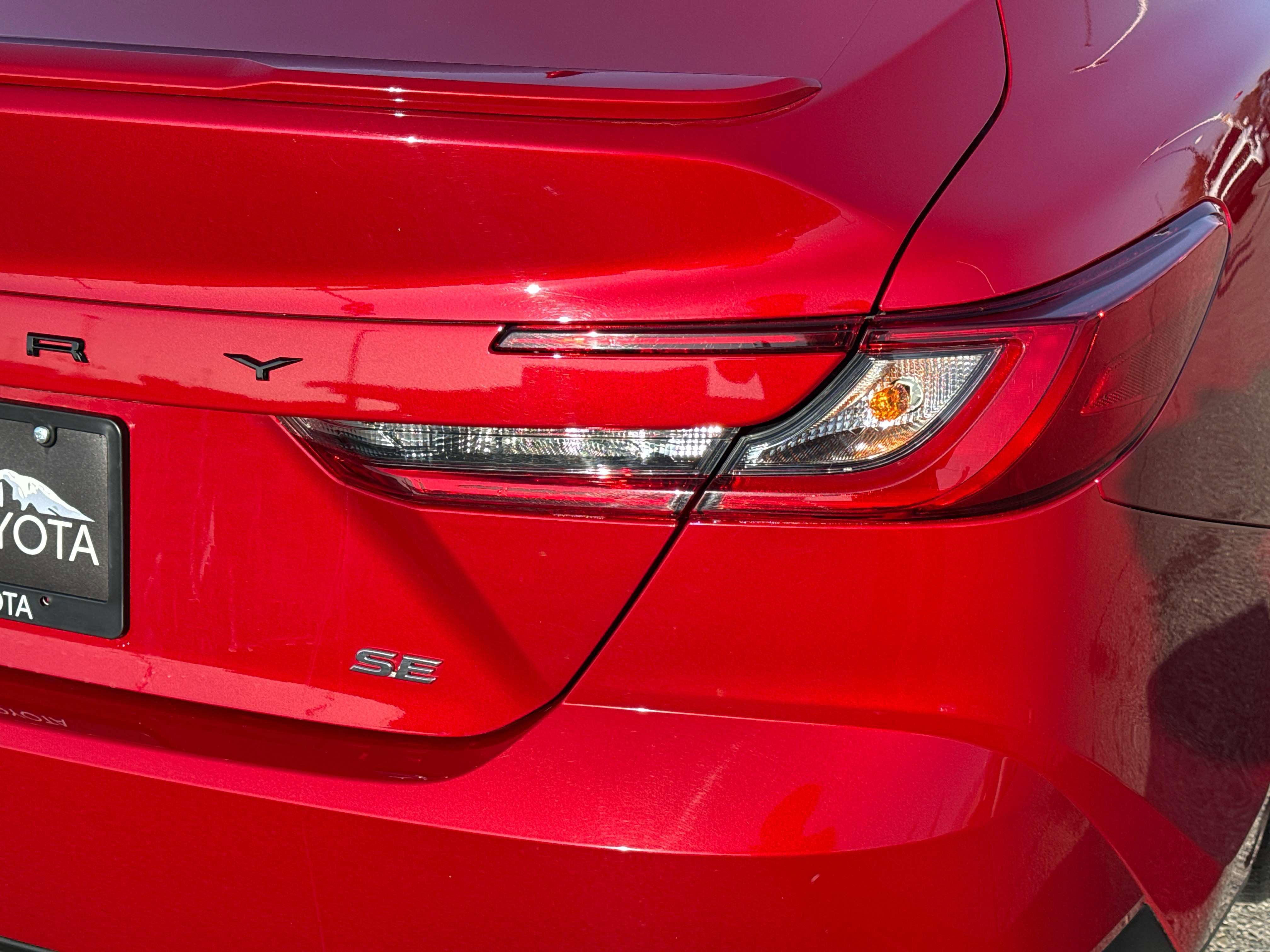 2025 Toyota CAMRY SE