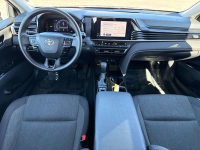 2025 Toyota CAMRY LE