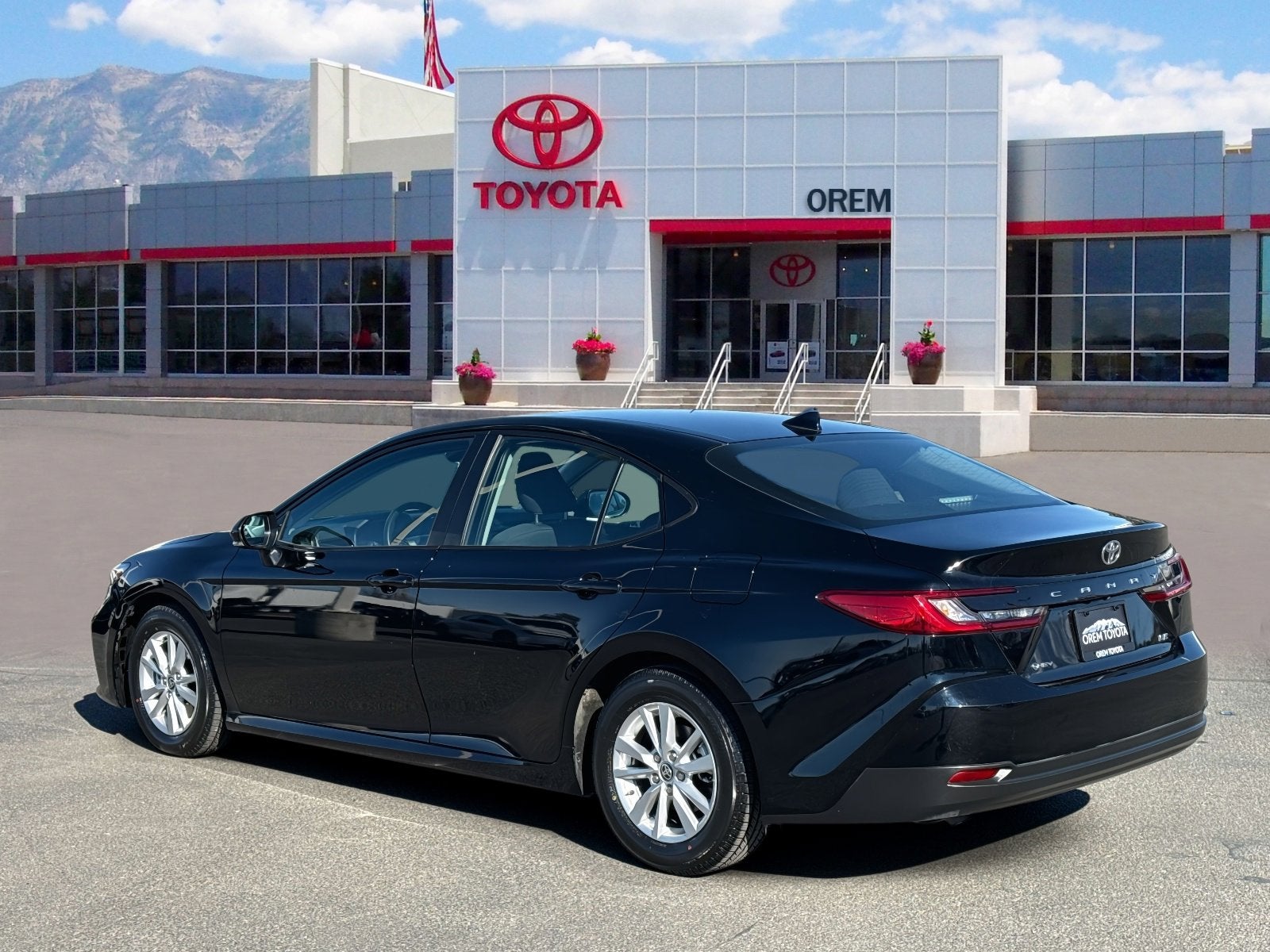 2025 Toyota CAMRY LE