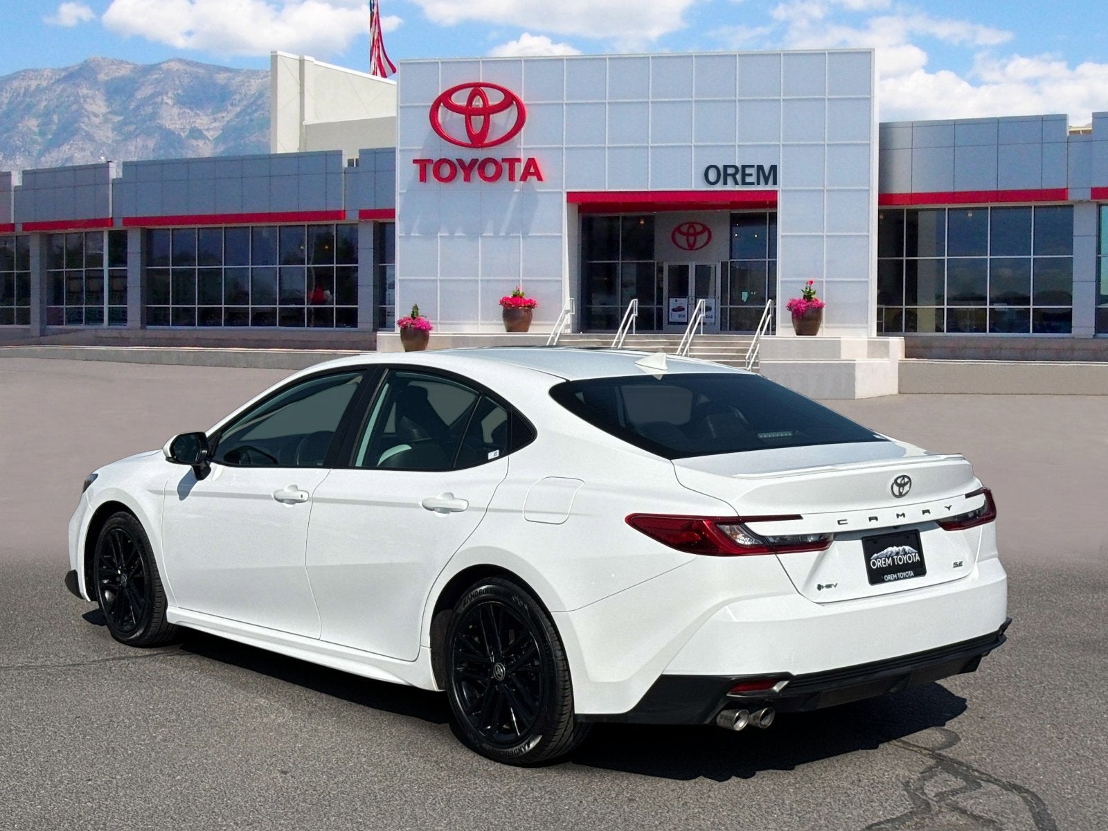 2025 Toyota CAMRY SE
