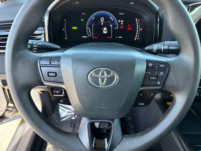 2025 Toyota CAMRY LE