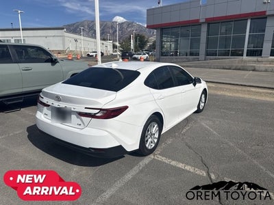 2025 Toyota Camry LE