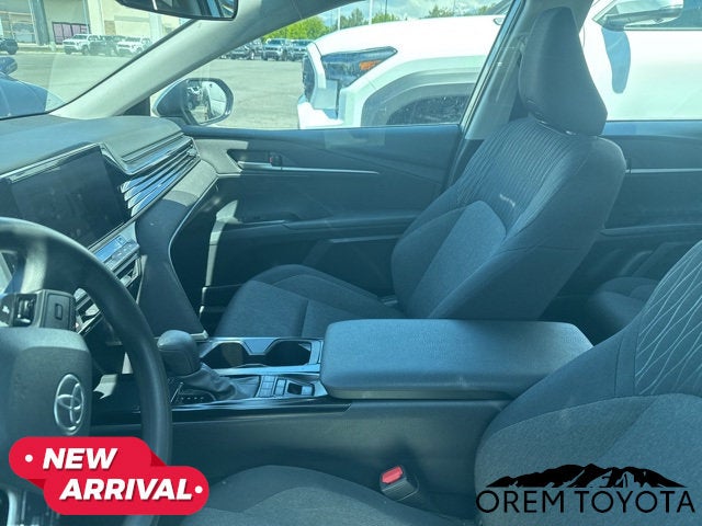 2025 Toyota CAMRY LE