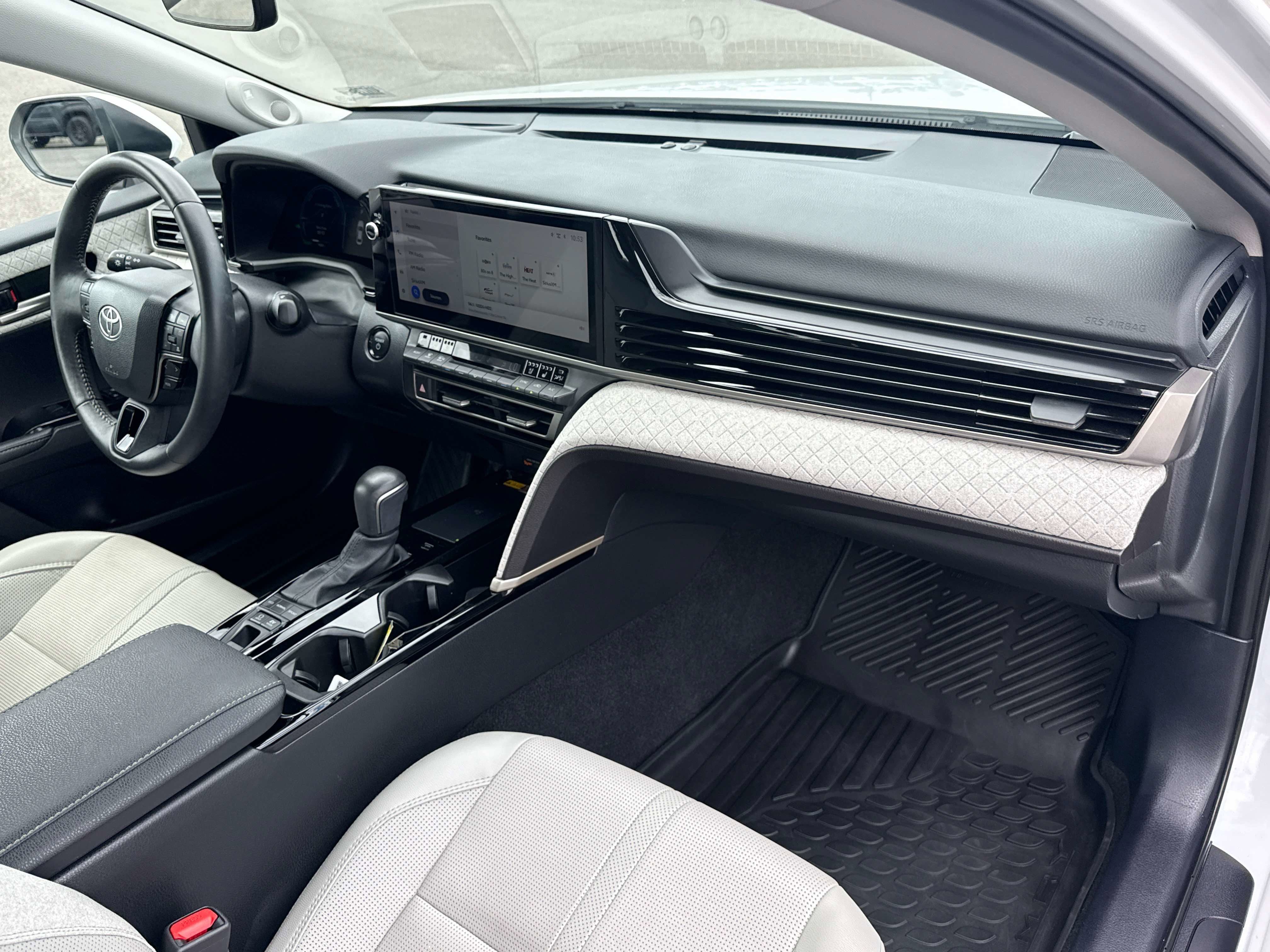 2025 Toyota CAMRY XLE