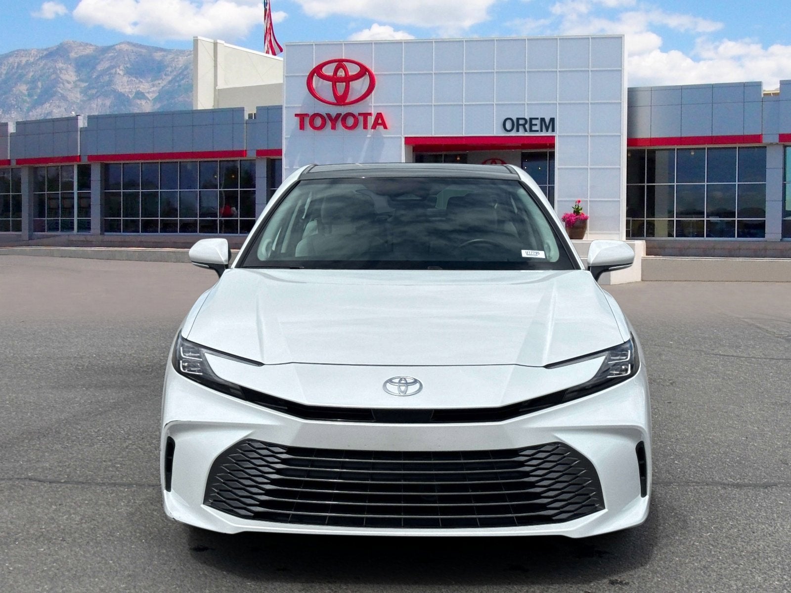 2025 Toyota CAMRY XLE