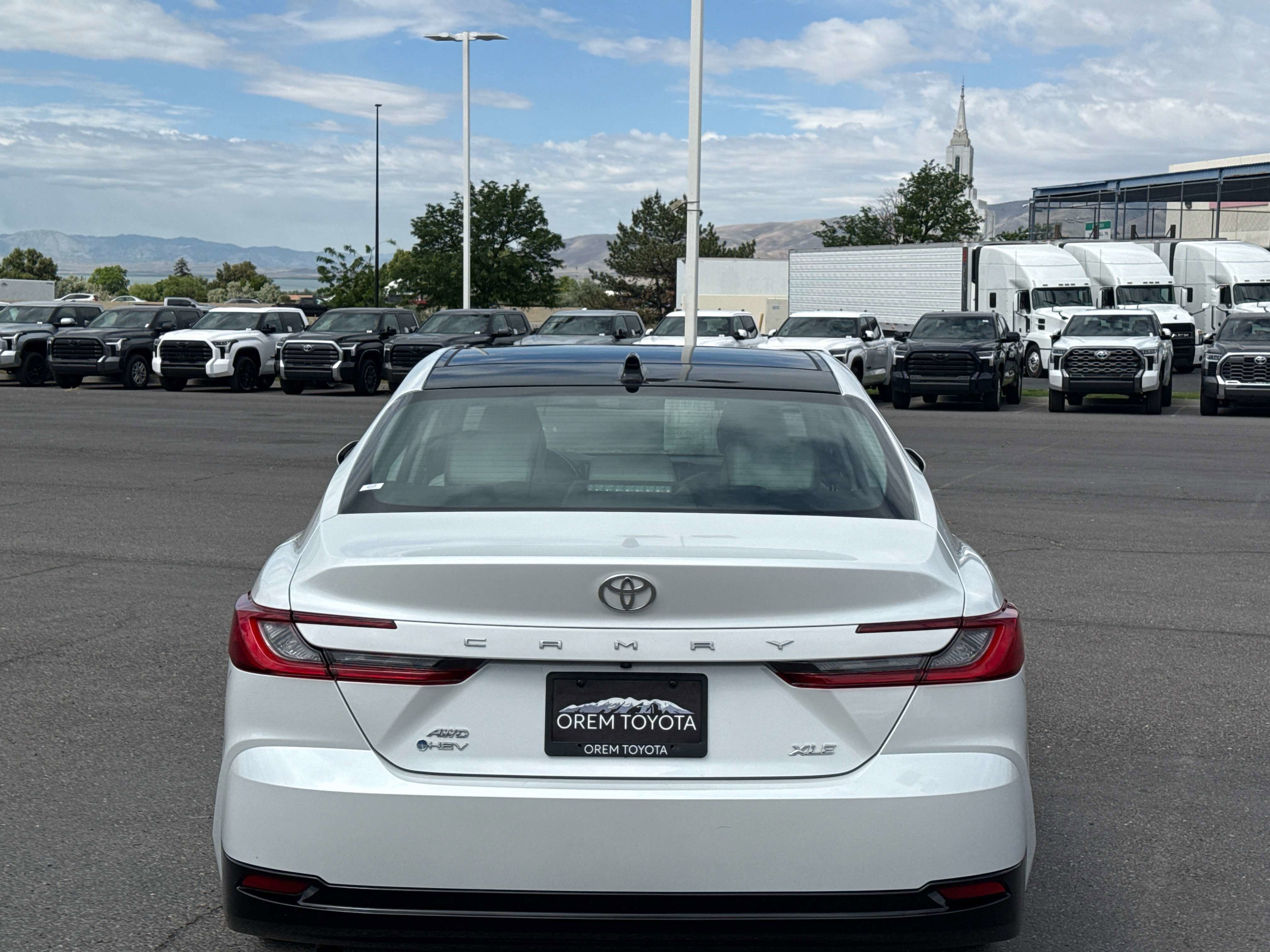 2025 Toyota CAMRY XLE