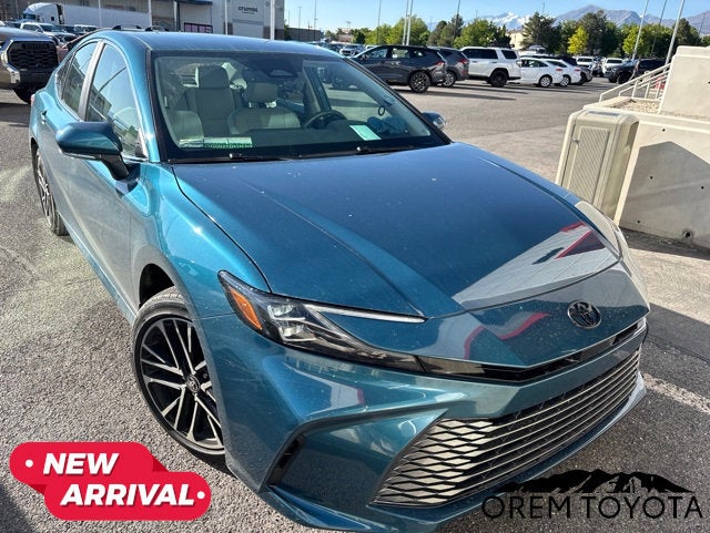 2026 Toyota CAMRY XLE