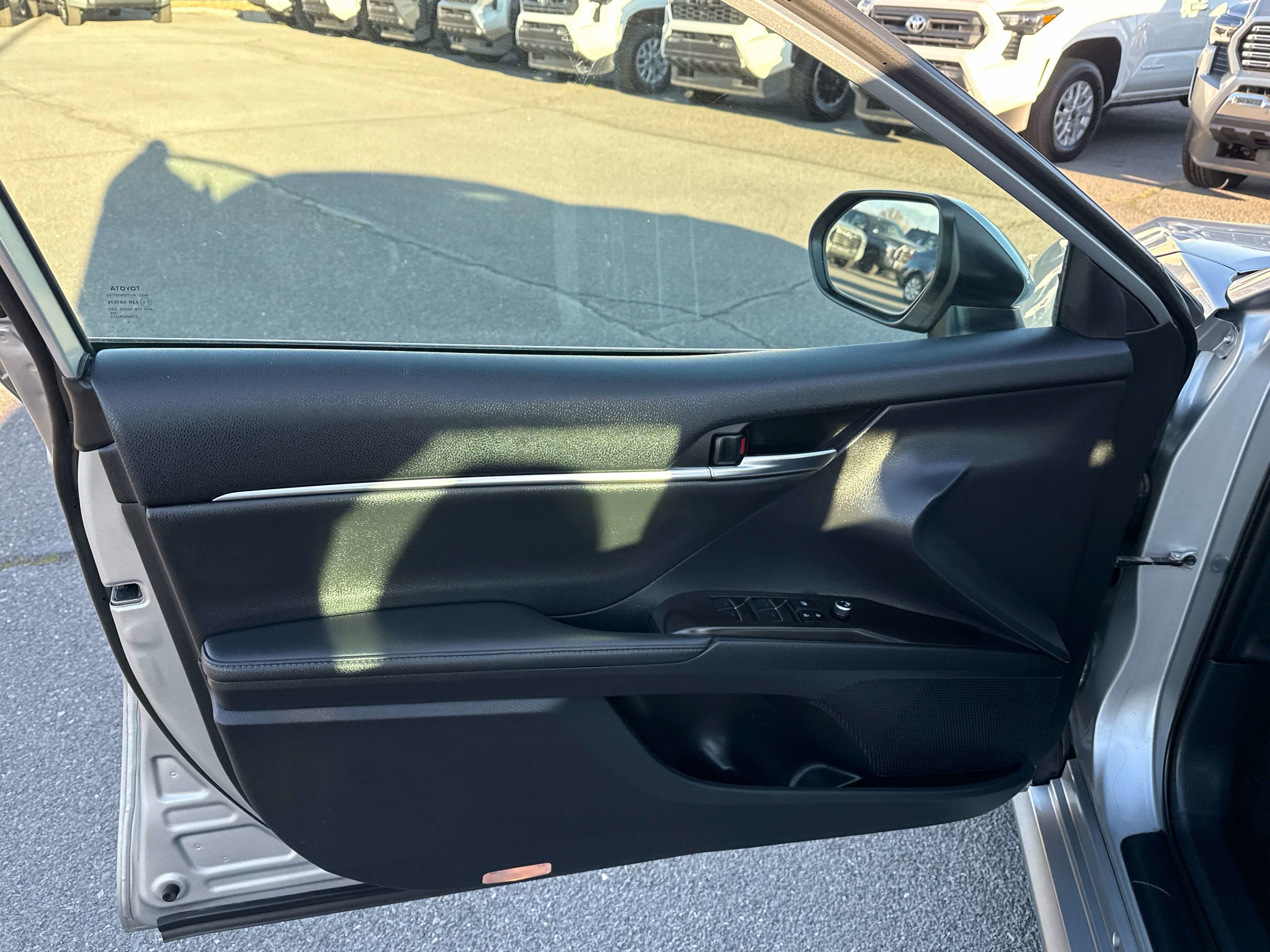 2023 Toyota CAMRY XLE