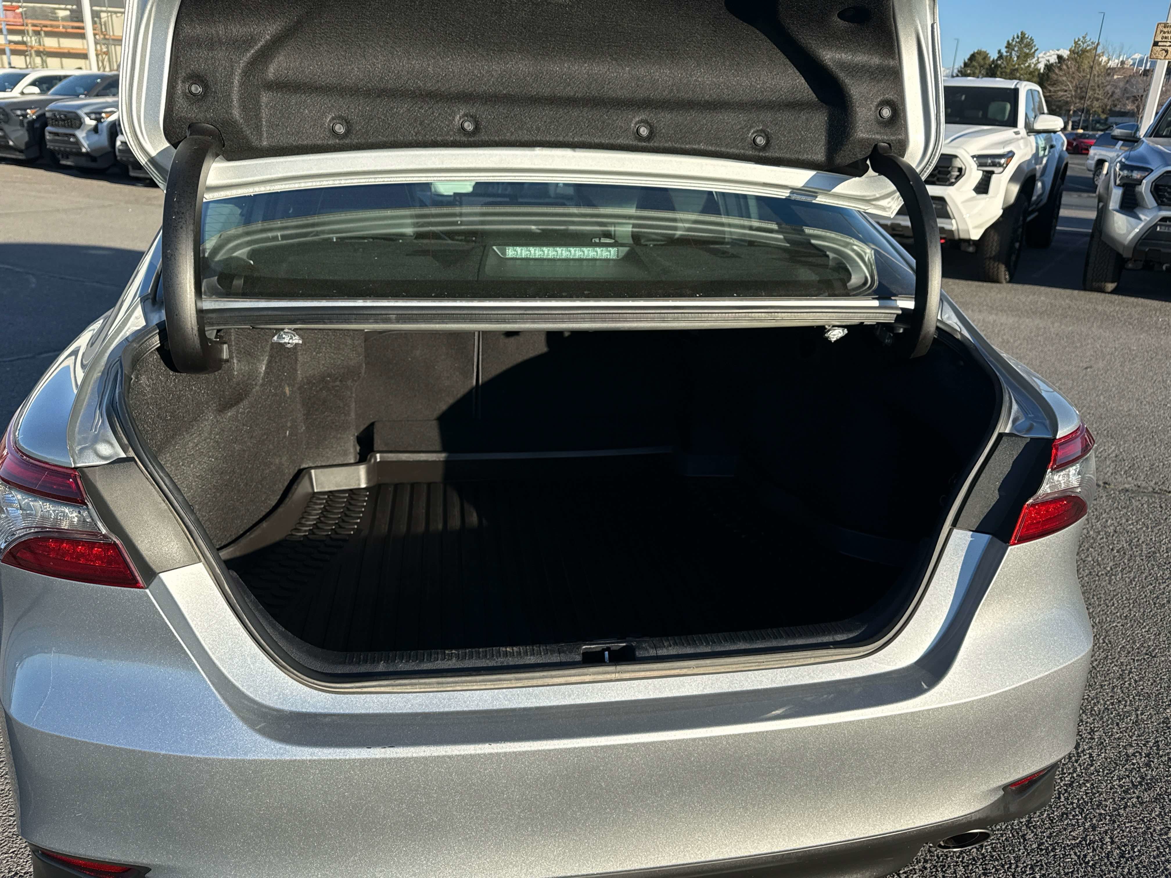 2023 Toyota CAMRY XLE