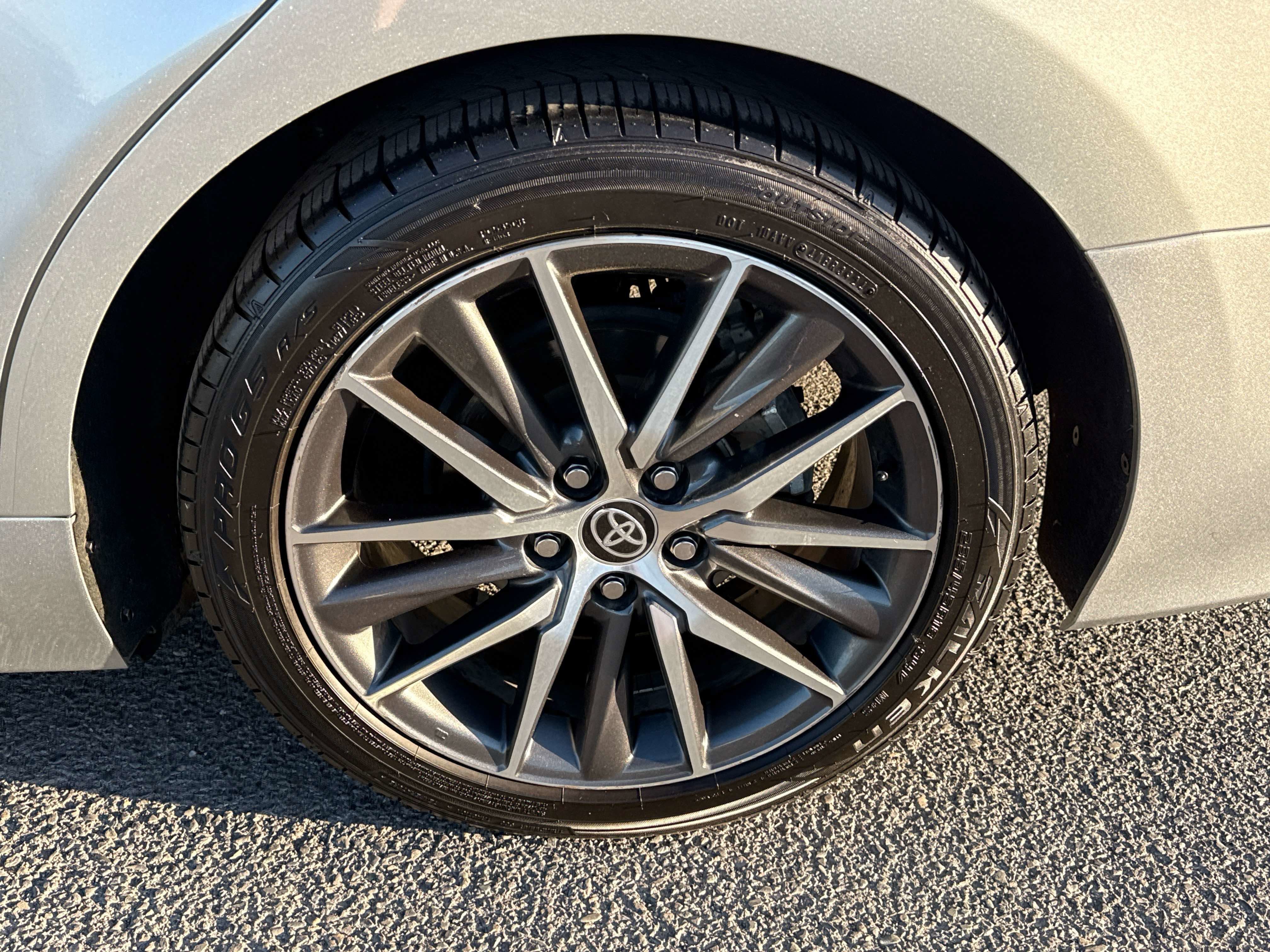 2023 Toyota CAMRY XLE