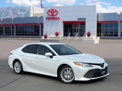 2020 Toyota Camry Hybrid Hybrid XLE