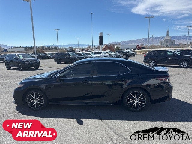 2021 Toyota CAMRY SE Nightshade