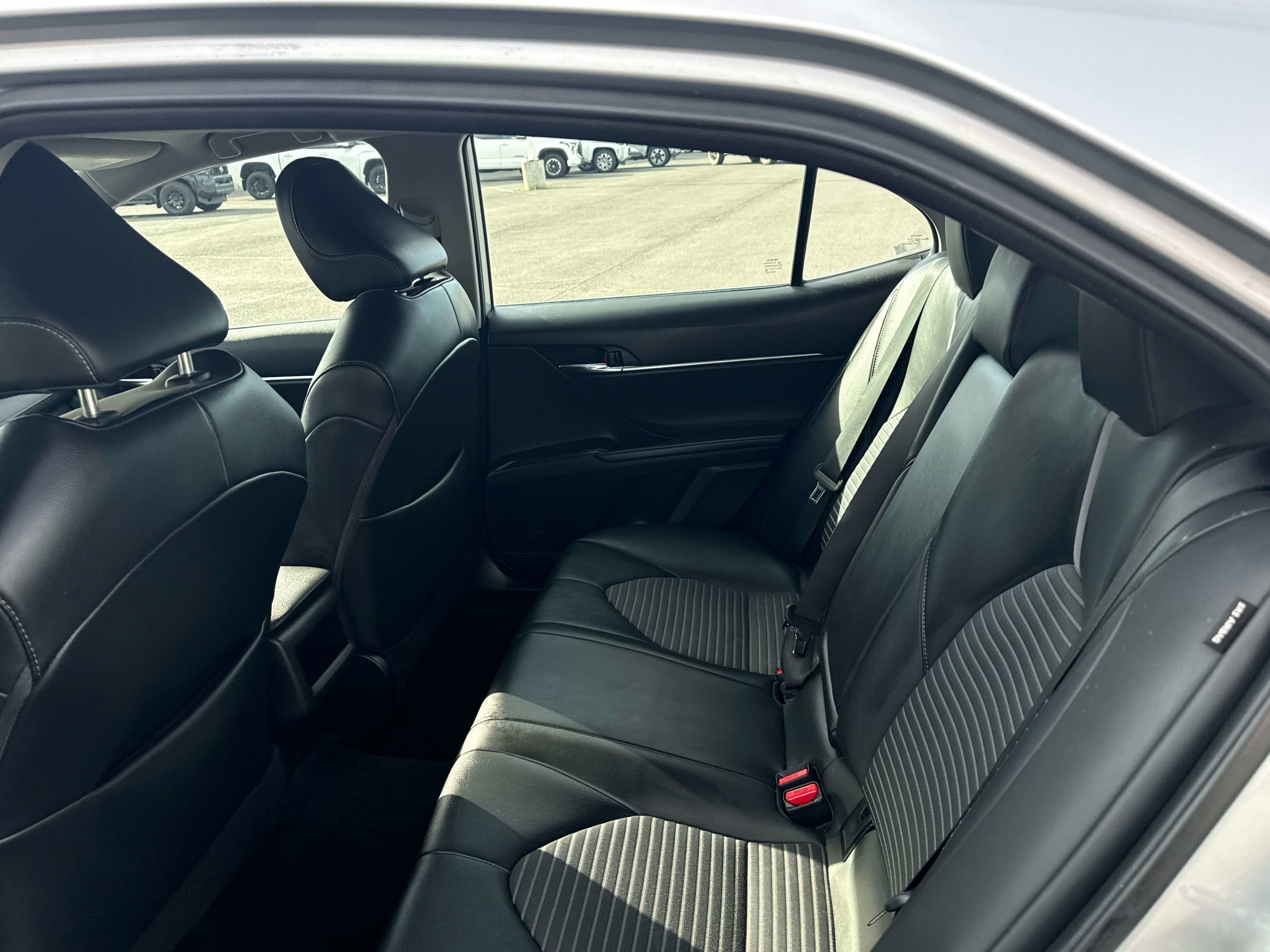 2024 Toyota CAMRY SE