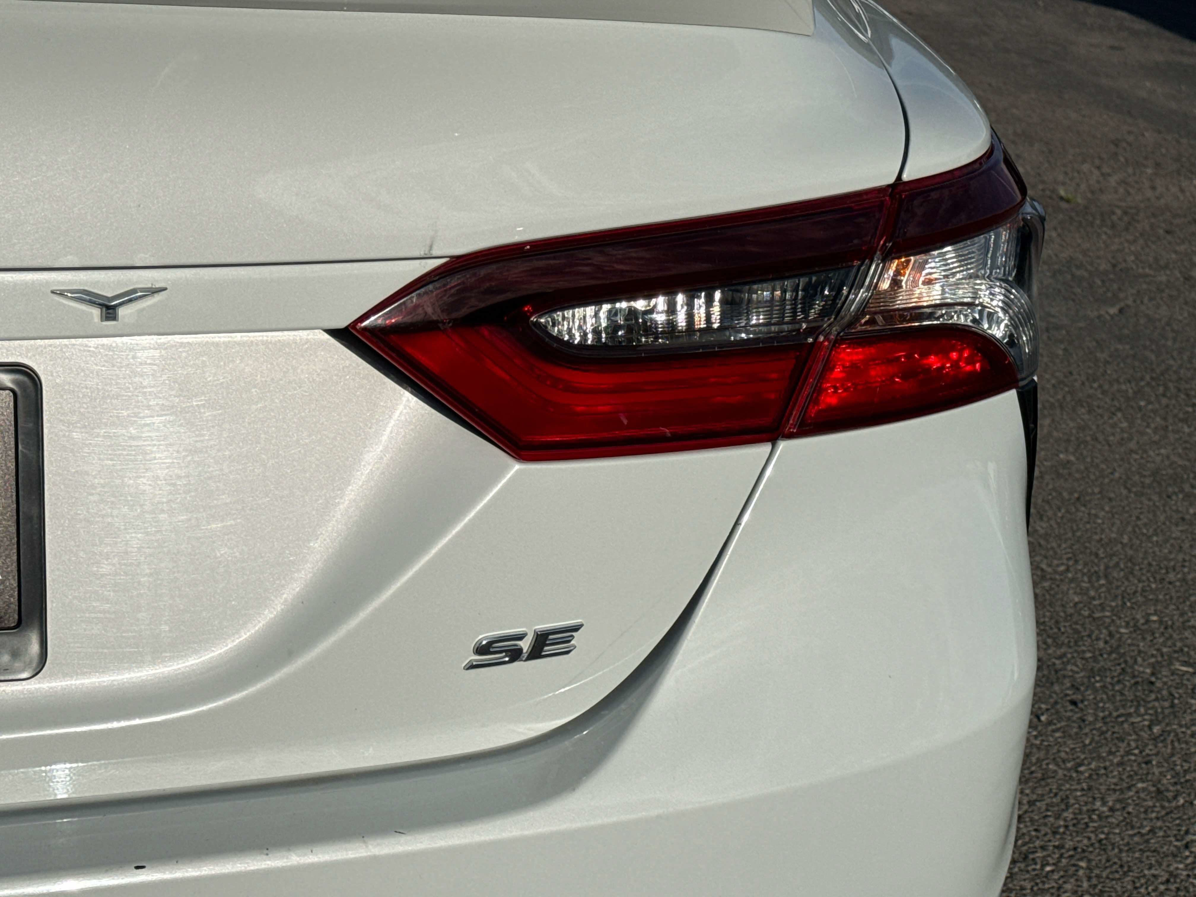 2023 Toyota Camry SE - Photo 21
