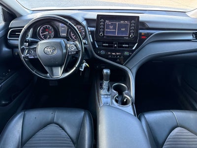 2022 Toyota CAMRY SE
