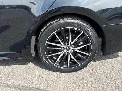 2024 Toyota CAMRY SE