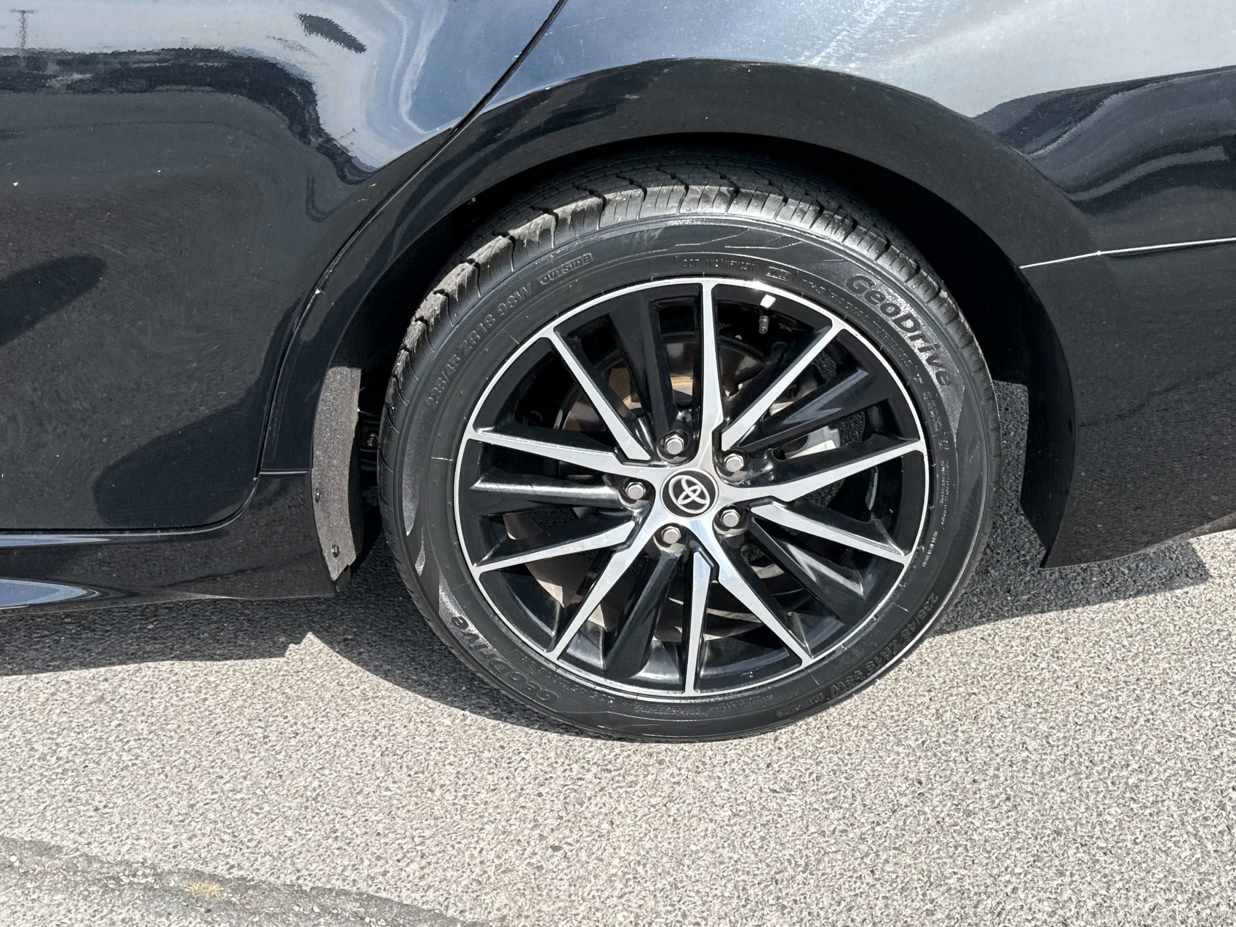 2024 Toyota CAMRY SE