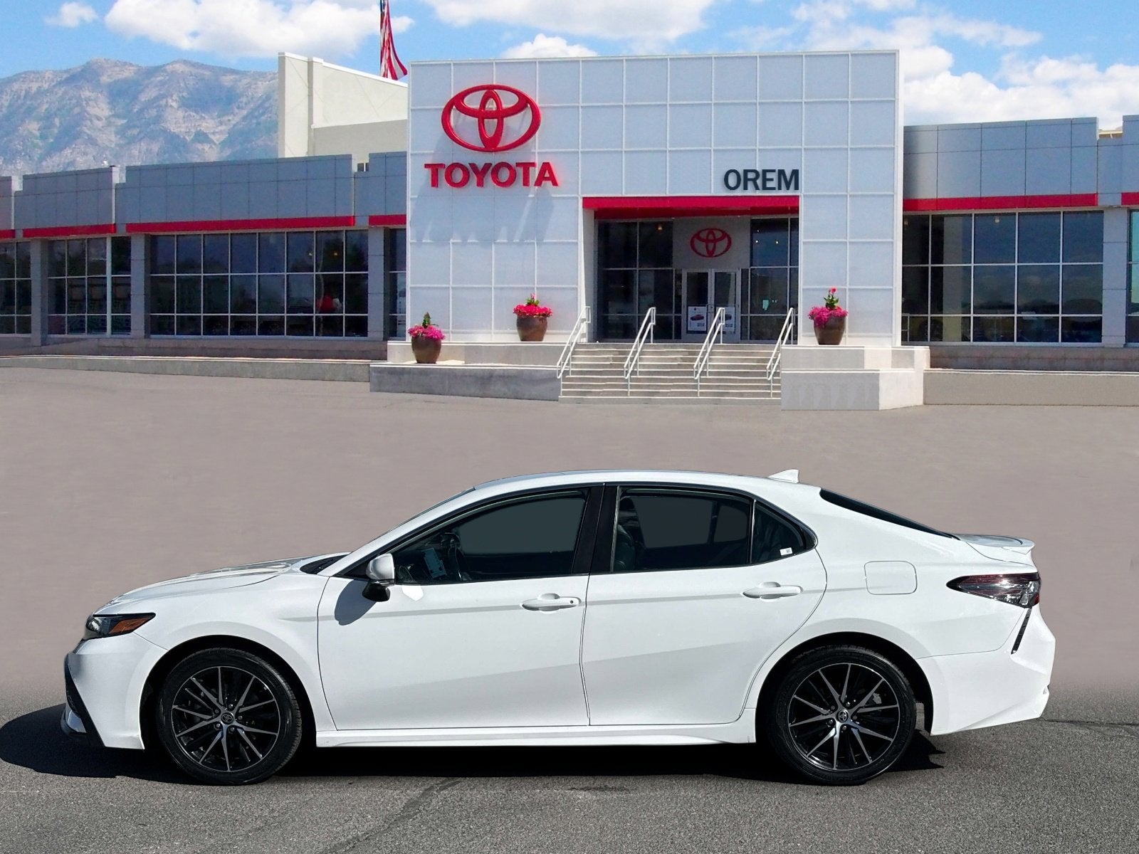 2024 Toyota CAMRY SE
