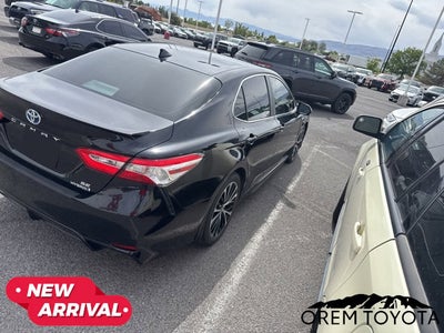 2020 Toyota CAMRY HYBRID Hybrid SE