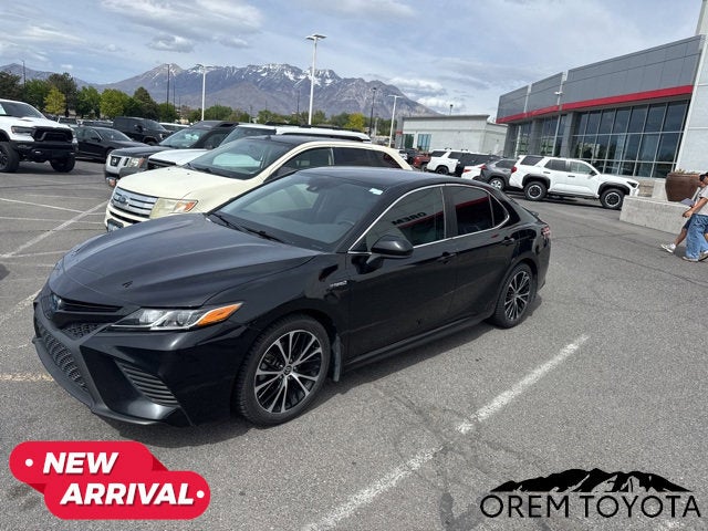 2020 Toyota CAMRY HYBRID Hybrid SE