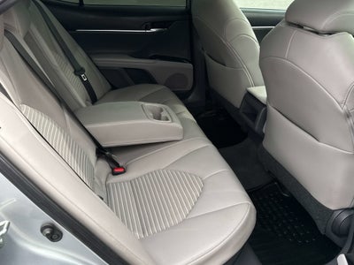 2020 Toyota Camry Hybrid Hybrid SE