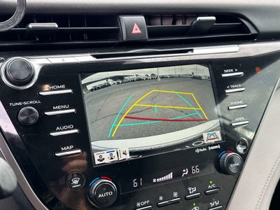 2020 Toyota Camry Hybrid Hybrid SE
