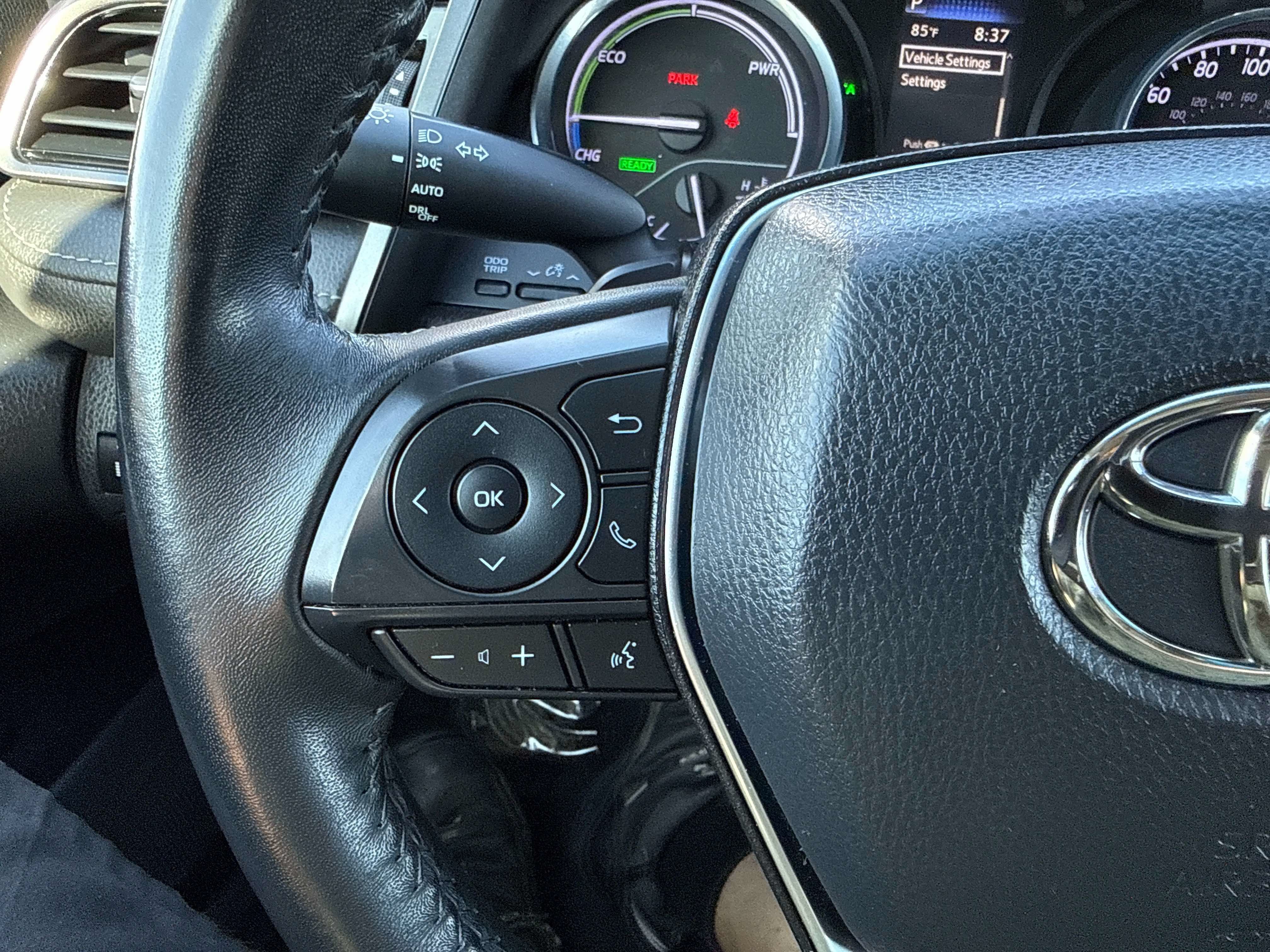 2020 Toyota Camry Hybrid Hybrid SE