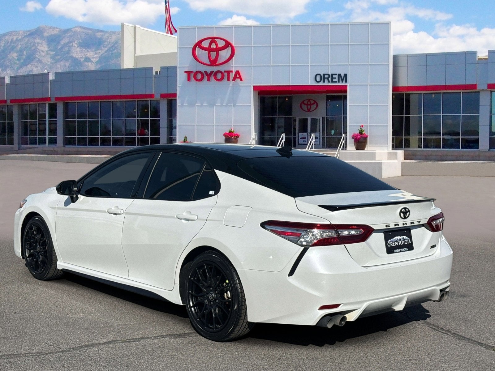 2020 Toyota CAMRY XSE