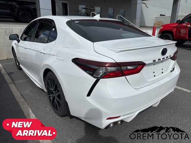 2021 Toyota CAMRY Hybrid SE