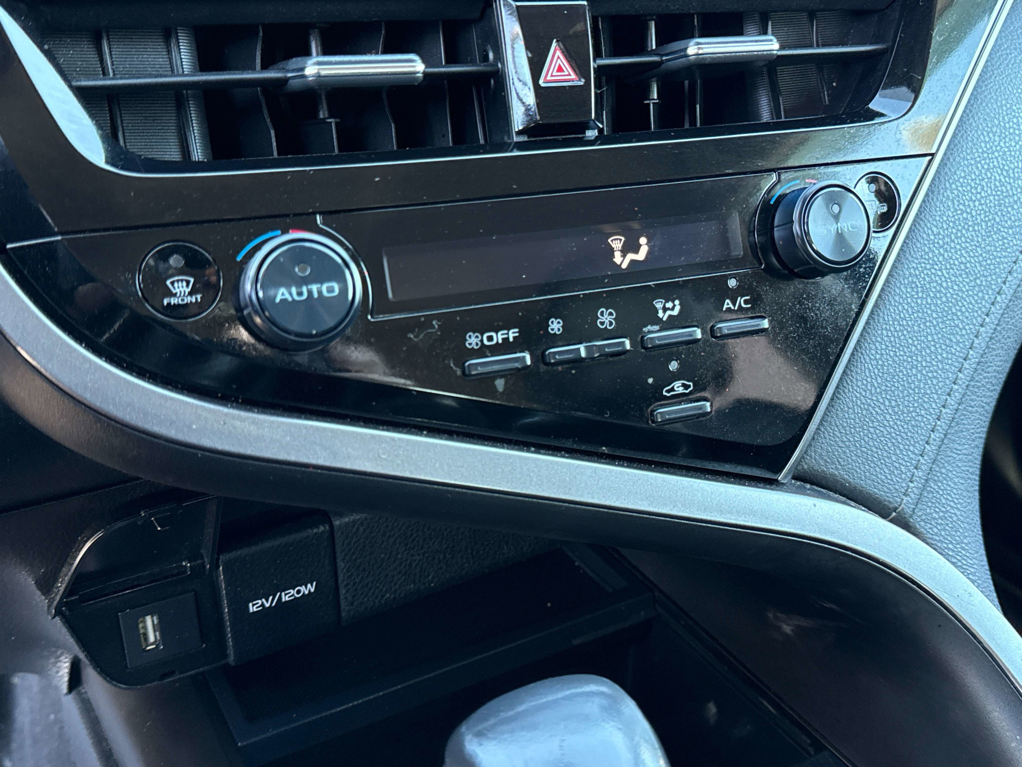2022 Toyota CAMRY SE Nightshade