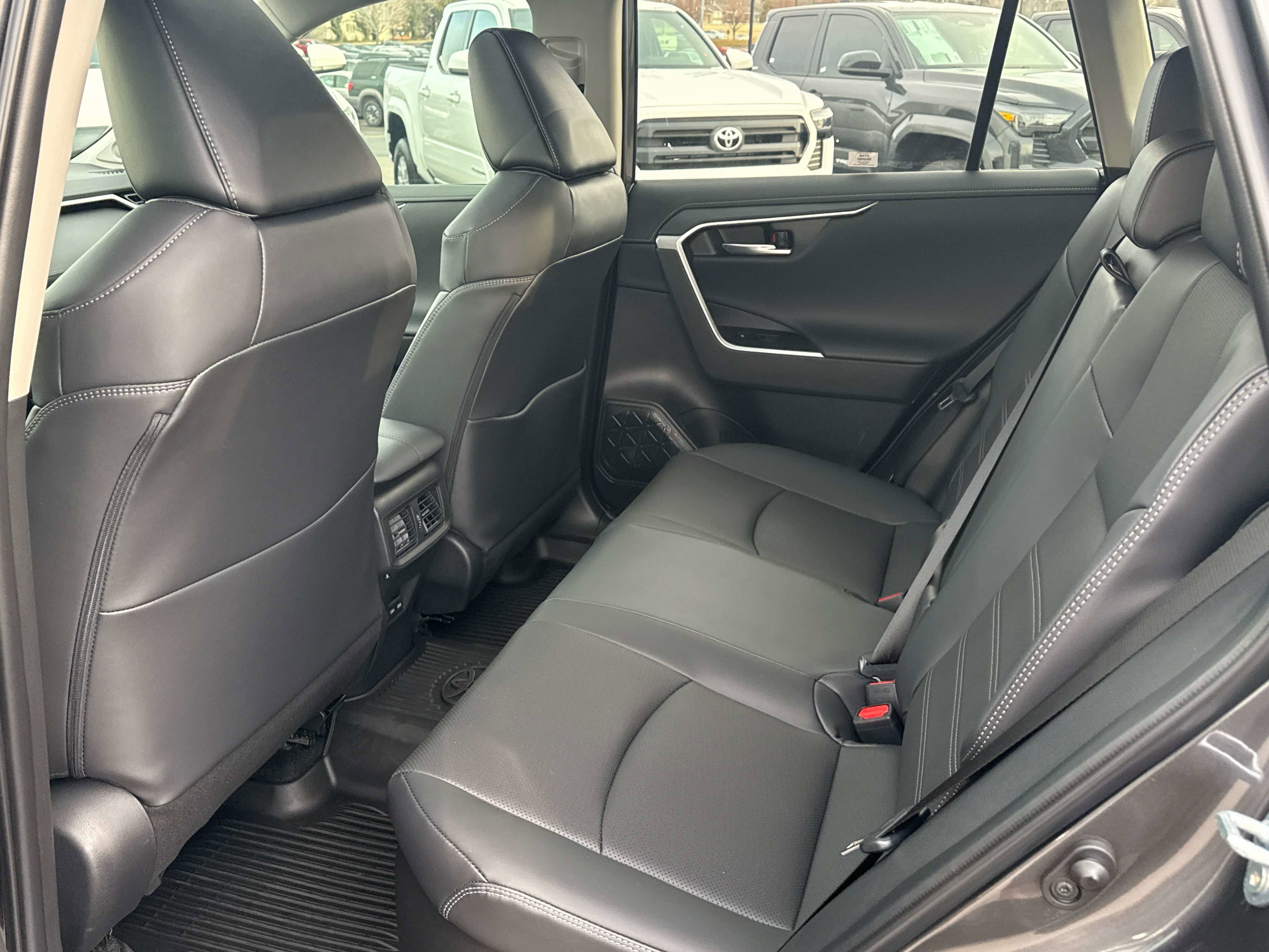 2025 Toyota RAV4 HYBRID Hybrid Limited