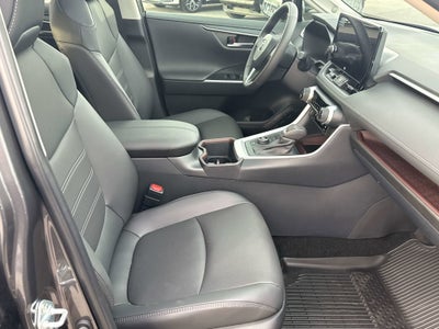 2025 Toyota RAV4 HYBRID Hybrid Limited