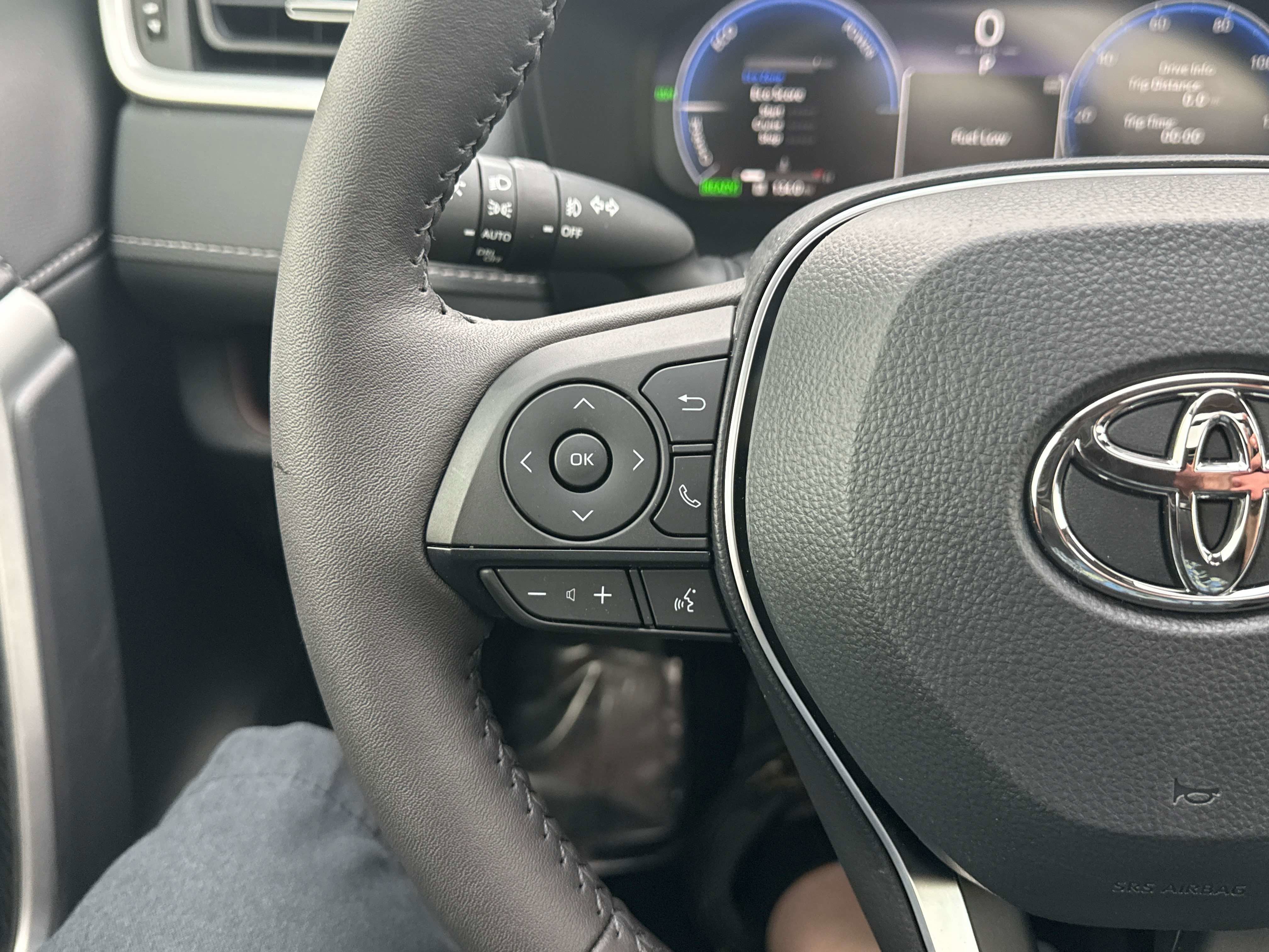 2025 Toyota RAV4 HYBRID Hybrid Limited