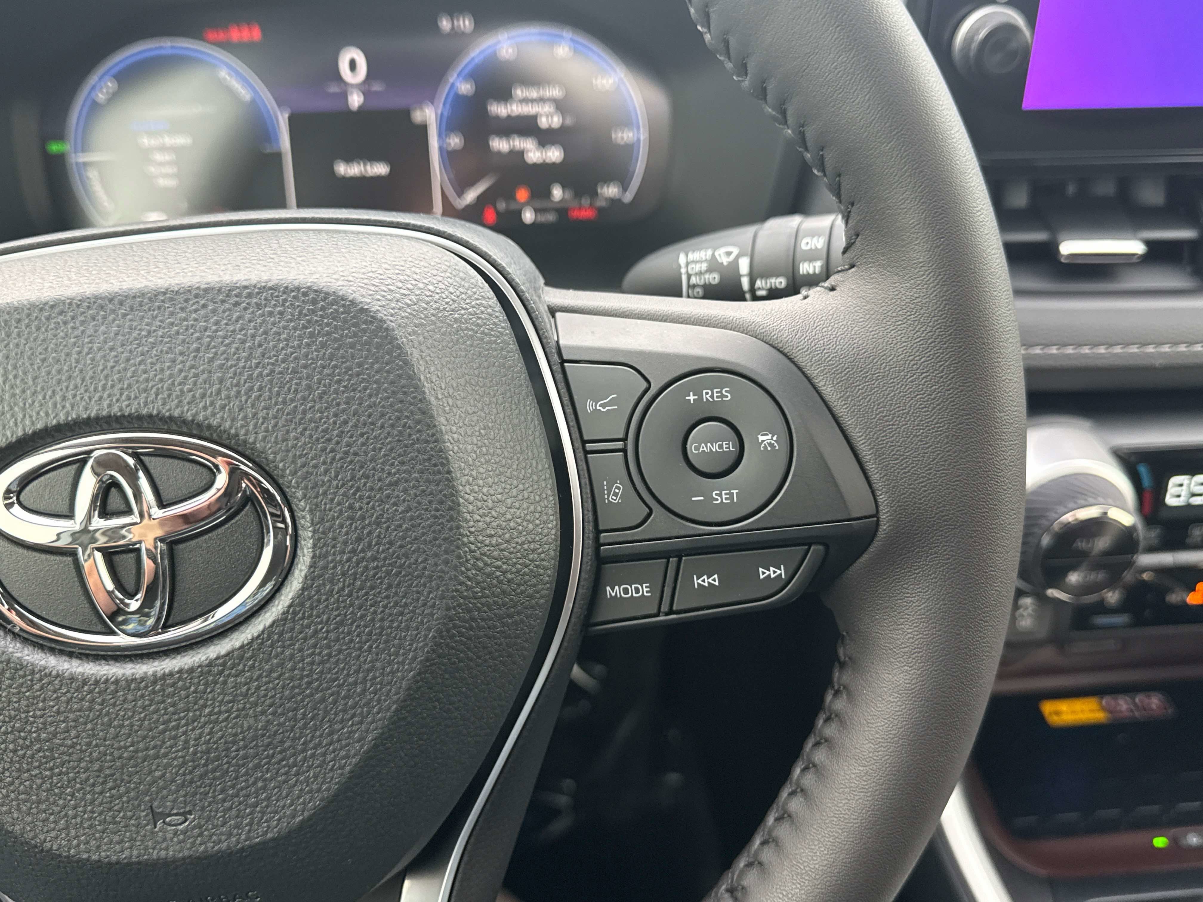 2025 Toyota RAV4 HYBRID Hybrid Limited