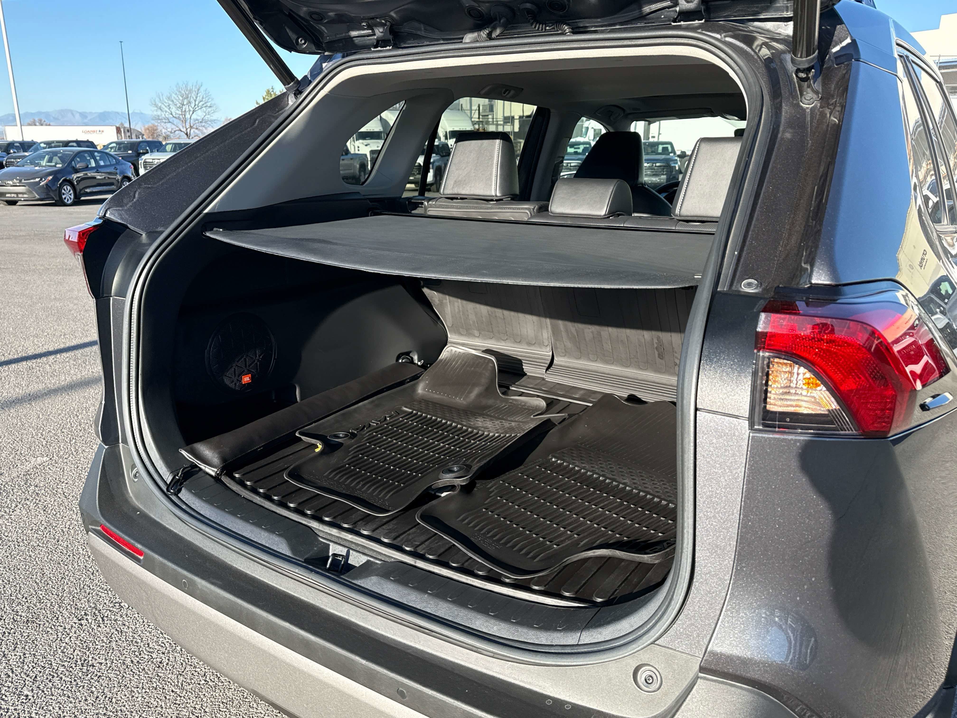 2023 Toyota RAV4 HYBRID Hybrid Limited