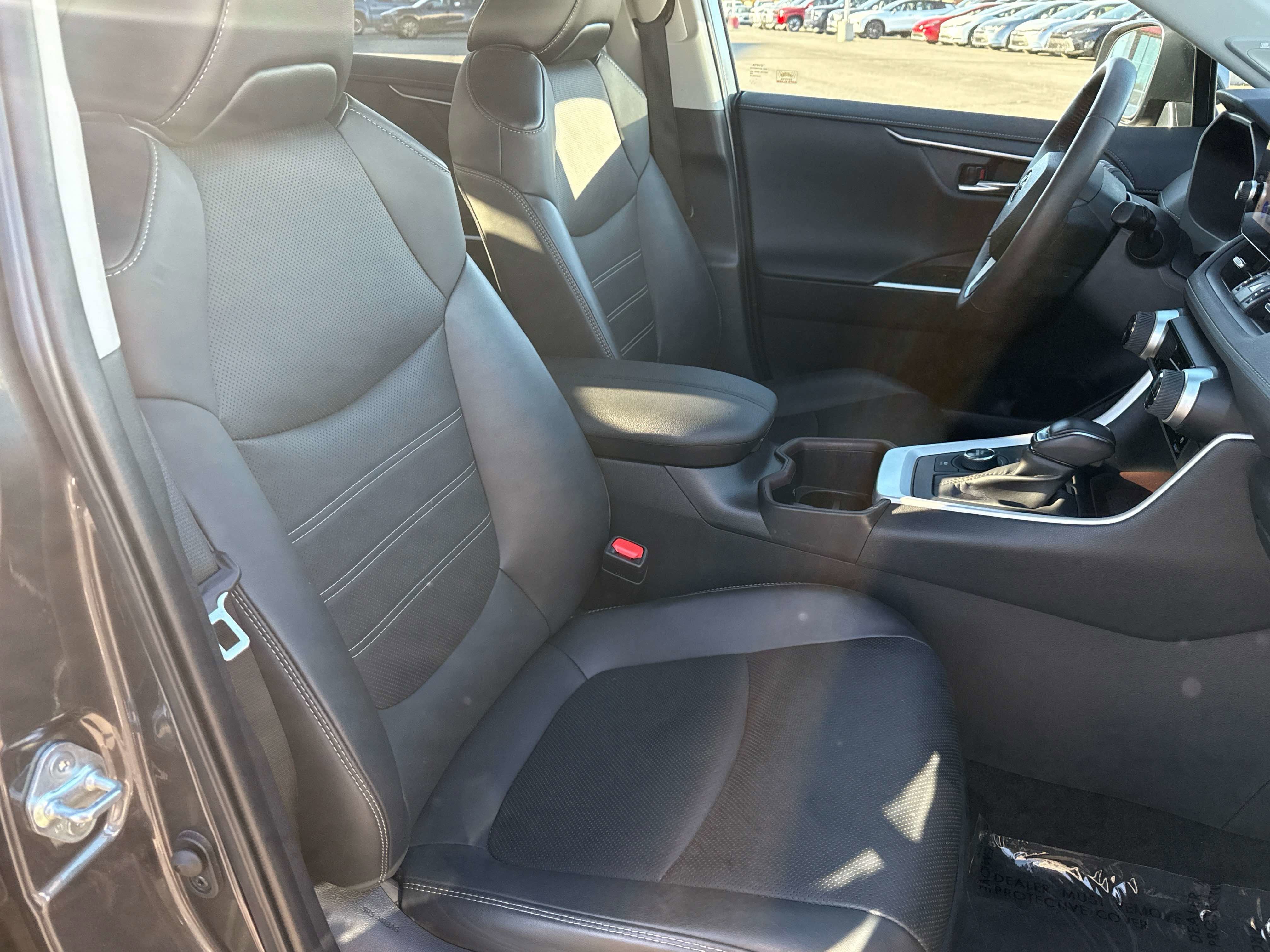 2023 Toyota RAV4 HYBRID Hybrid Limited