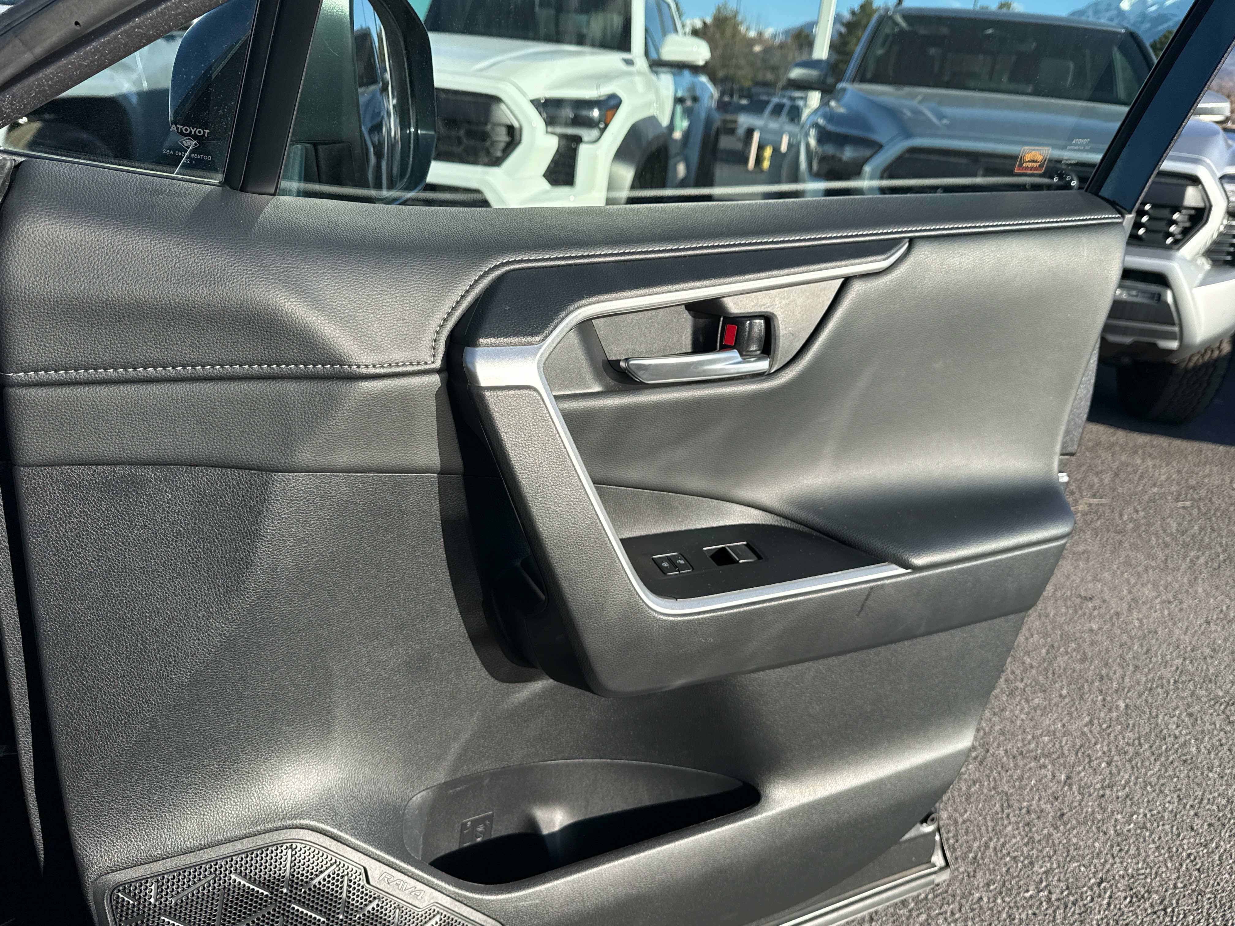 2023 Toyota RAV4 HYBRID Hybrid Limited