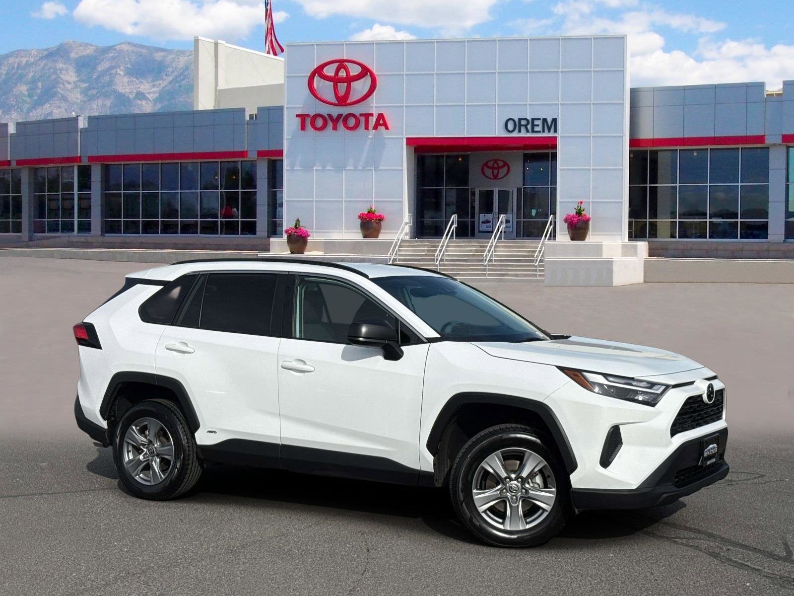 2025 Toyota RAV4 HYBRID Hybrid LE