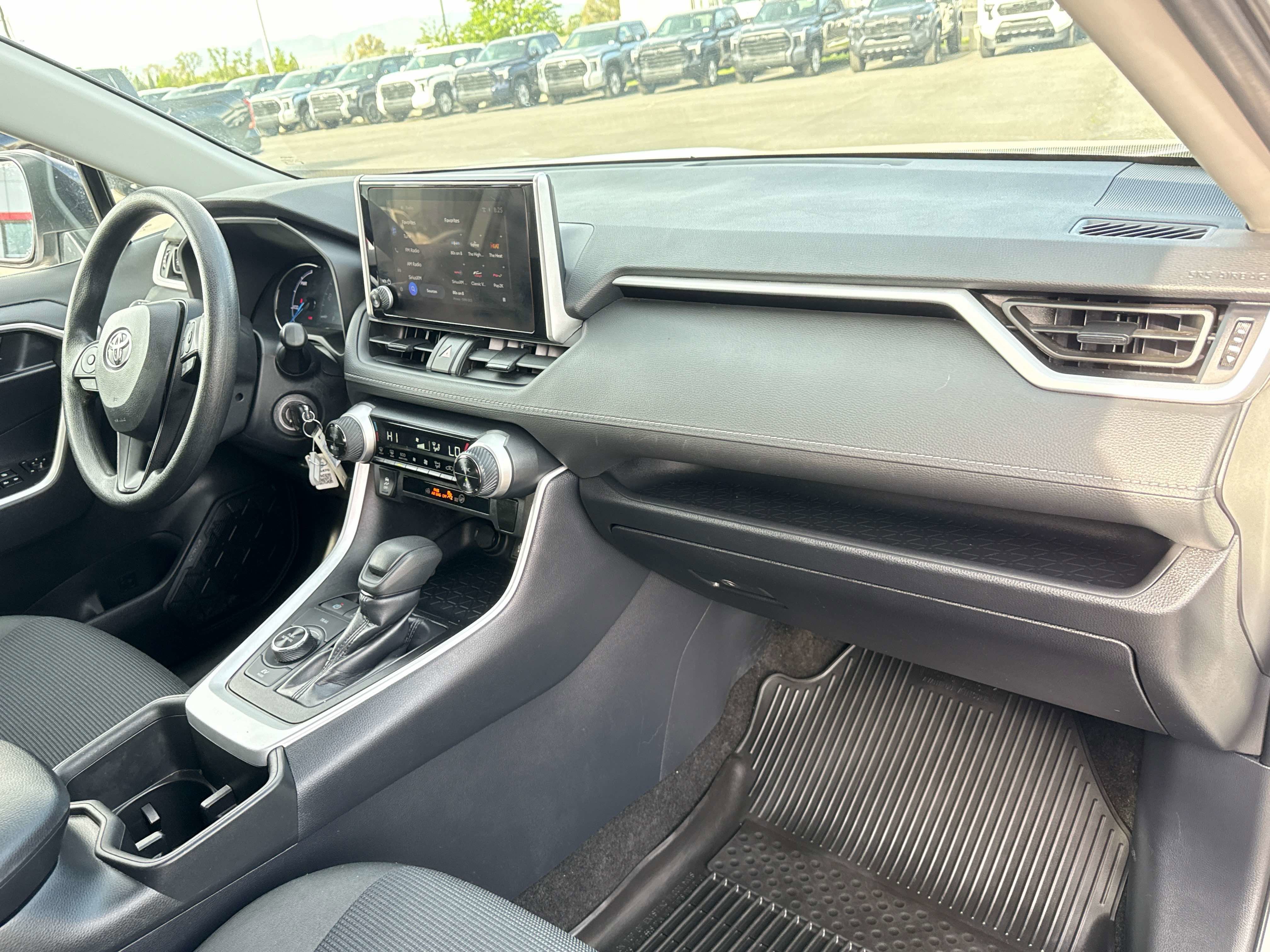 2025 Toyota RAV4 HYBRID Hybrid LE