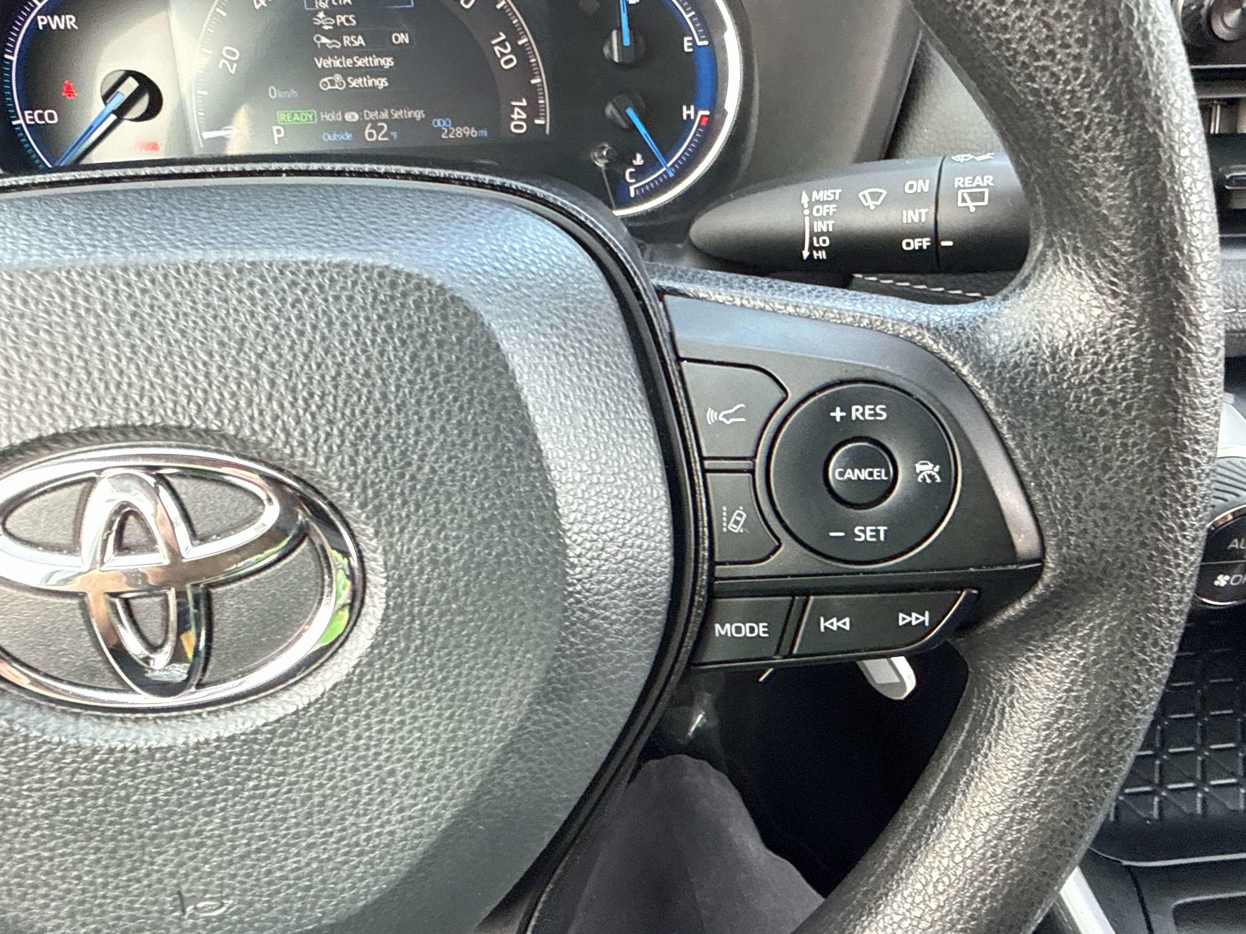 2025 Toyota RAV4 HYBRID Hybrid LE