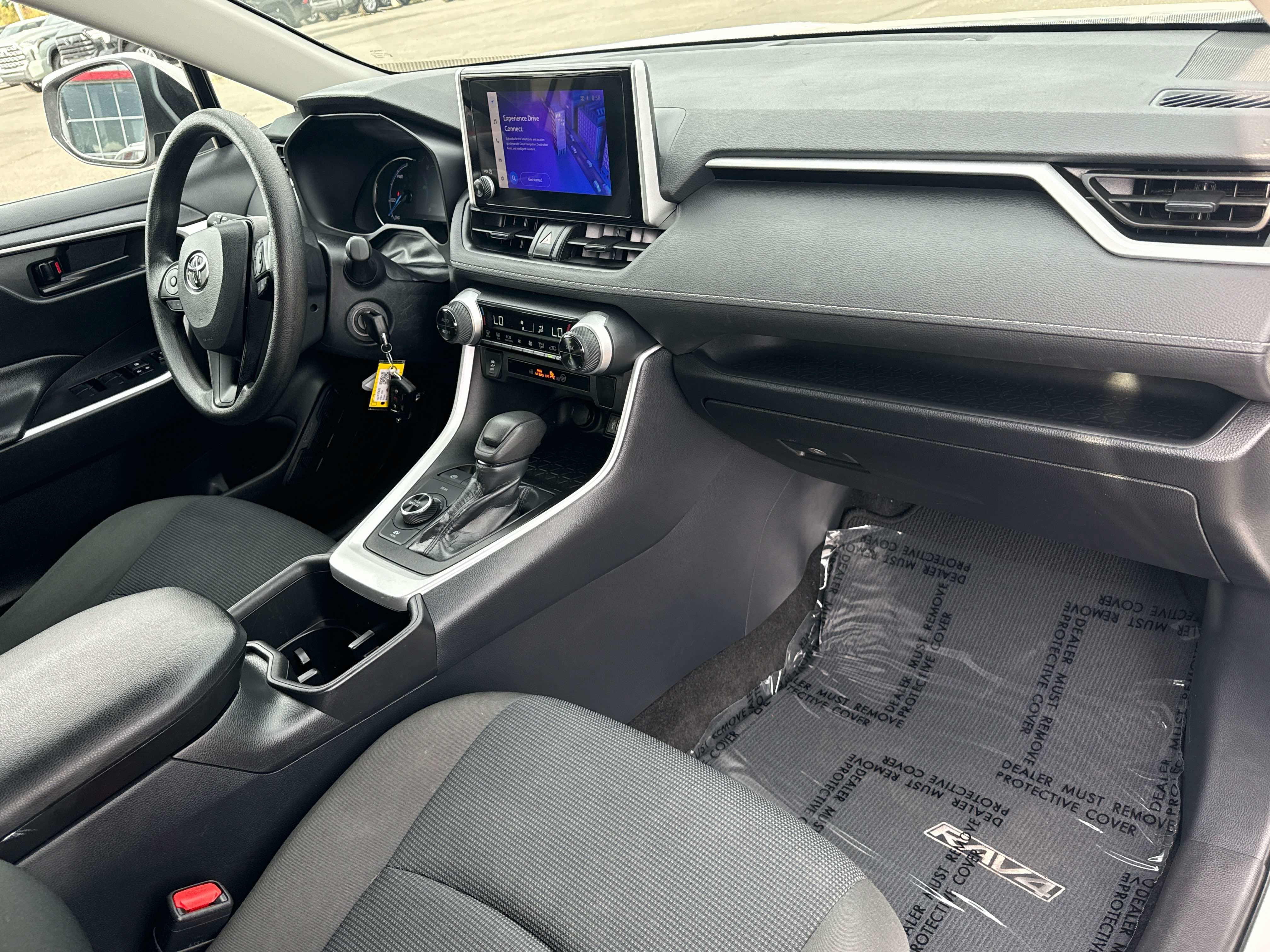 2024 Toyota RAV4 HYBRID Hybrid LE