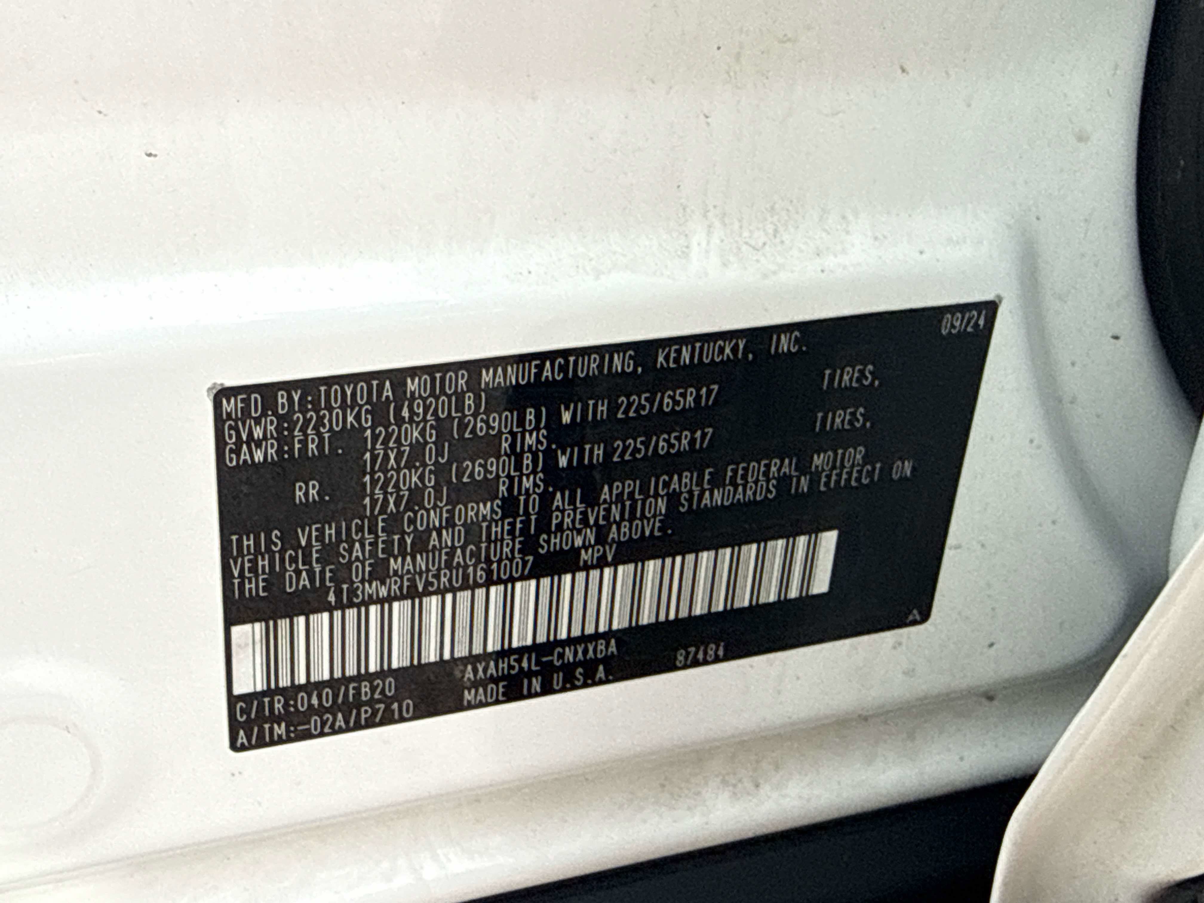 2024 Toyota RAV4 HYBRID Hybrid LE