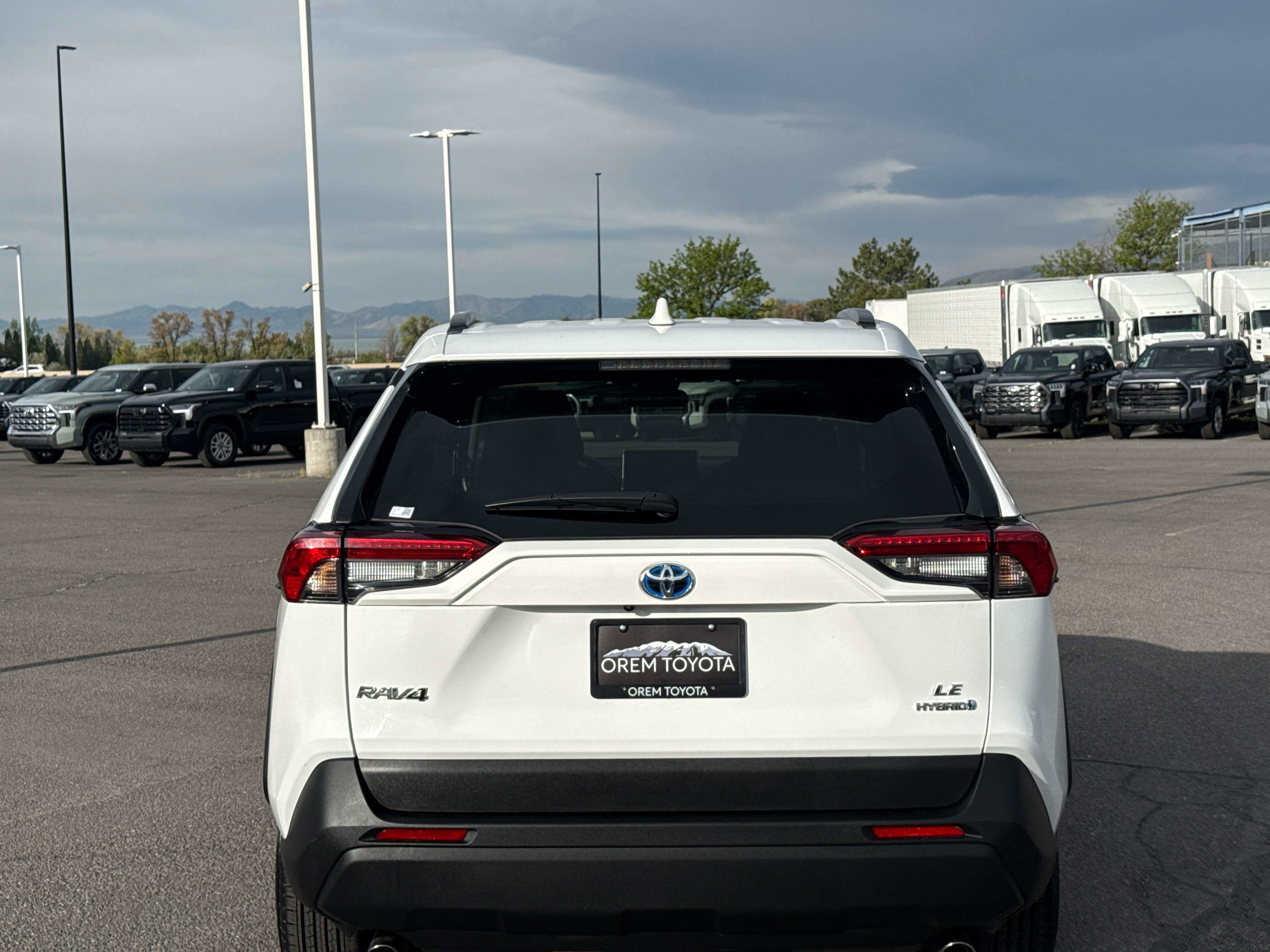 2024 Toyota RAV4 HYBRID Hybrid LE