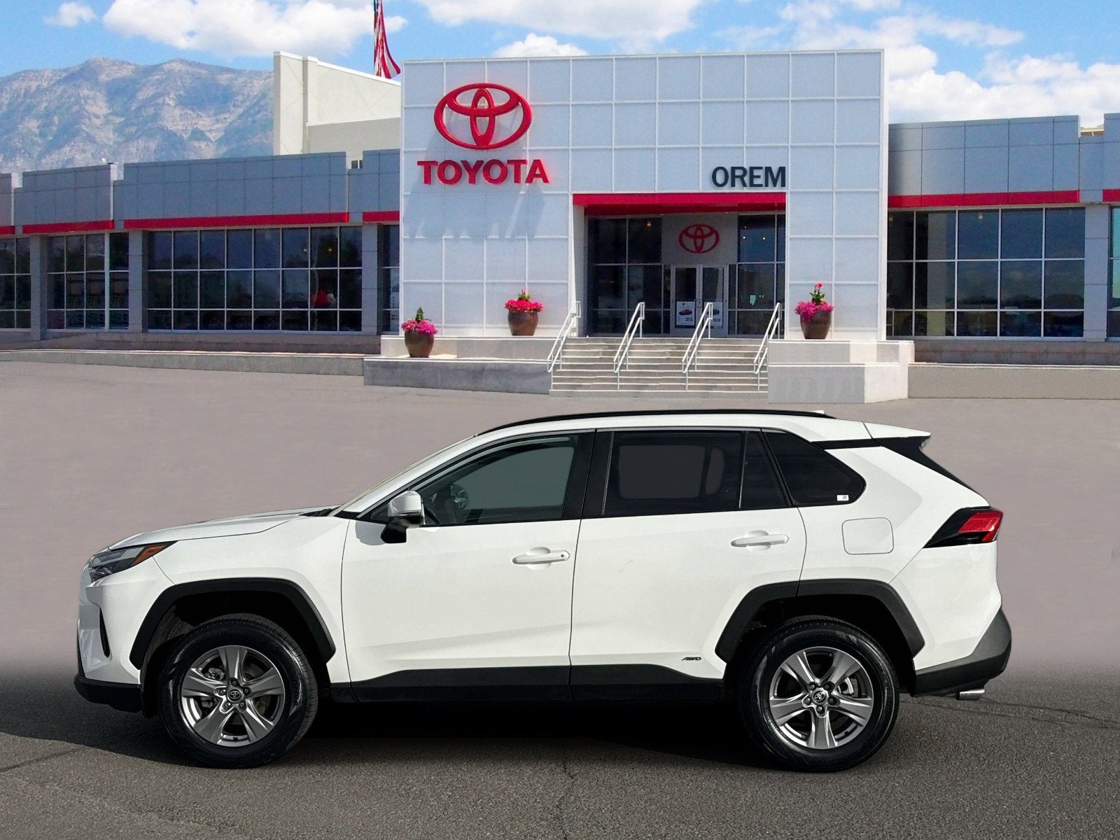 2024 Toyota RAV4 HYBRID Hybrid LE