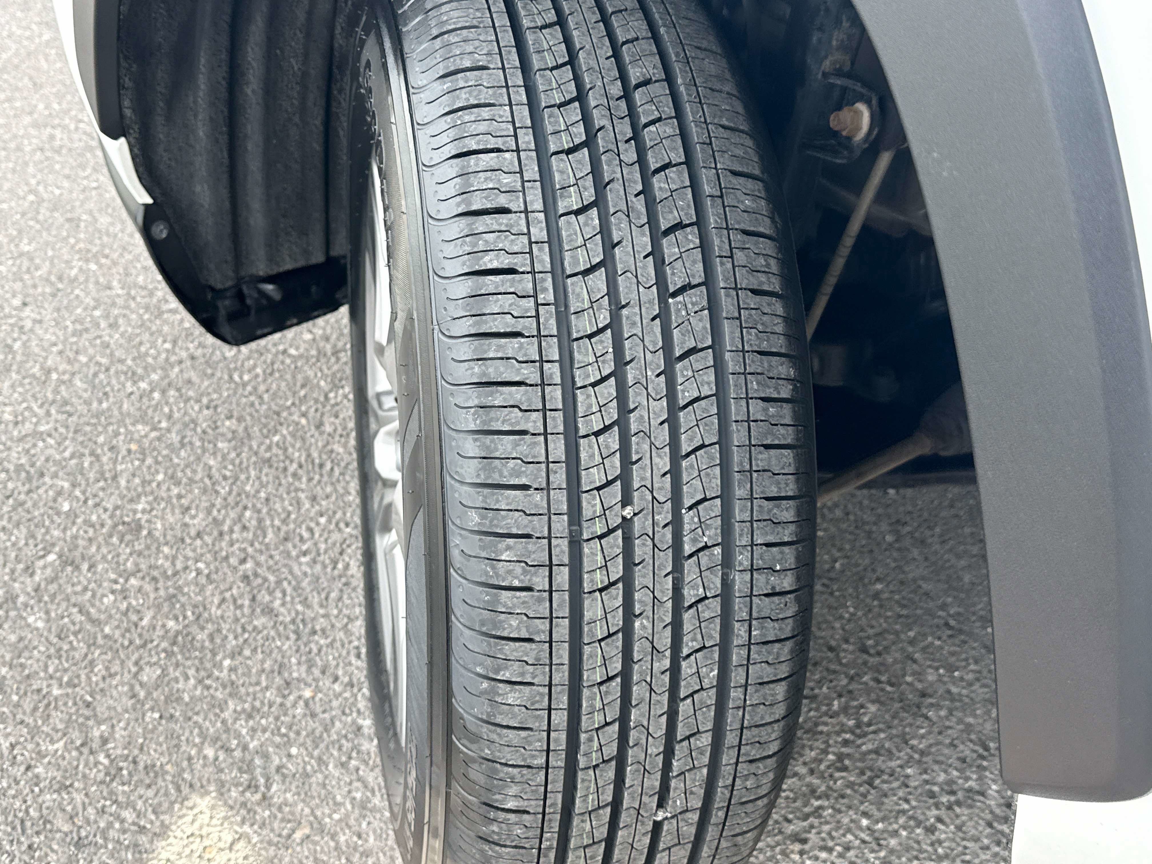 2024 Toyota RAV4 HYBRID Hybrid LE