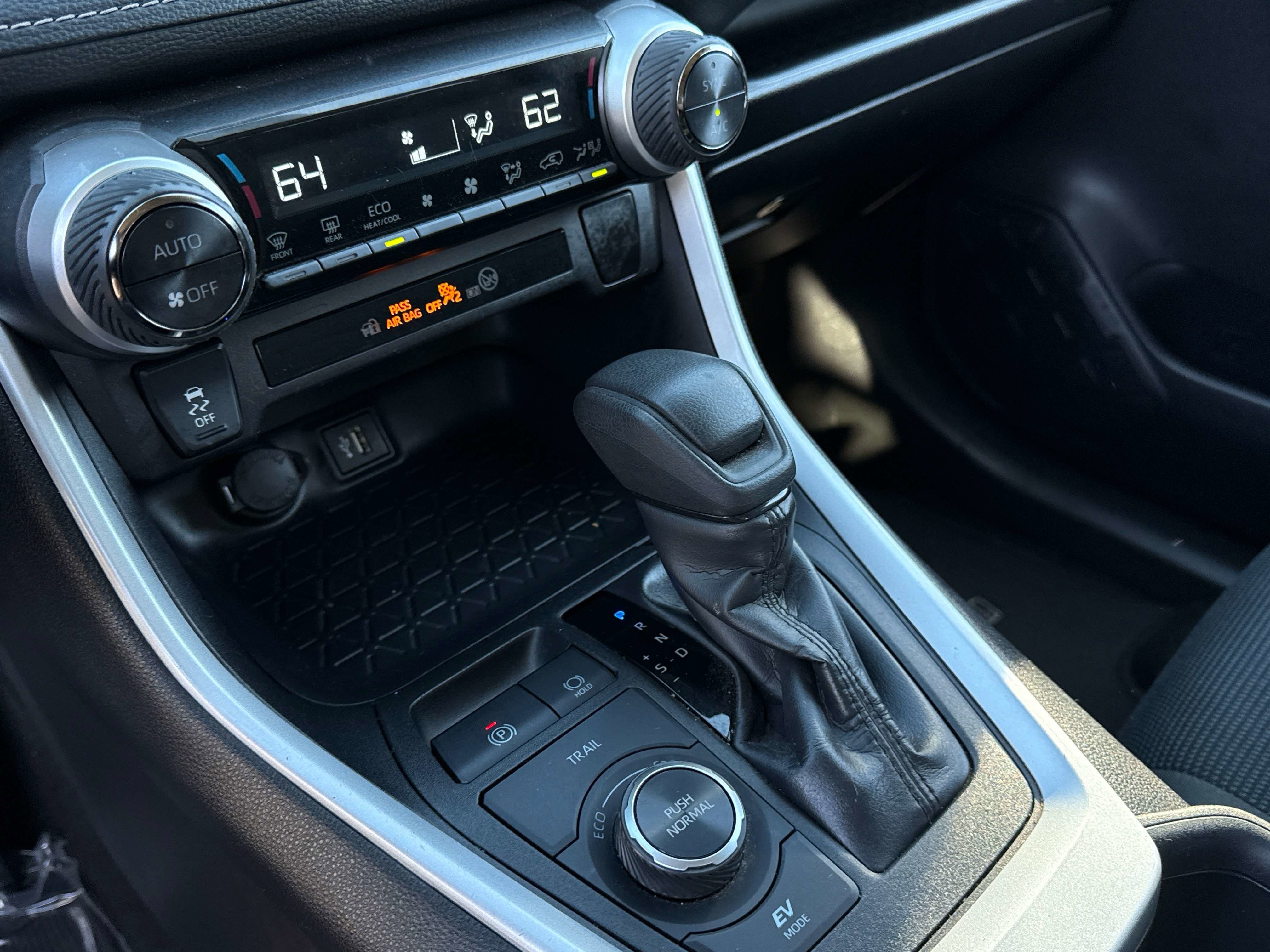 2025 Toyota RAV4 Hybrid Hybrid LE