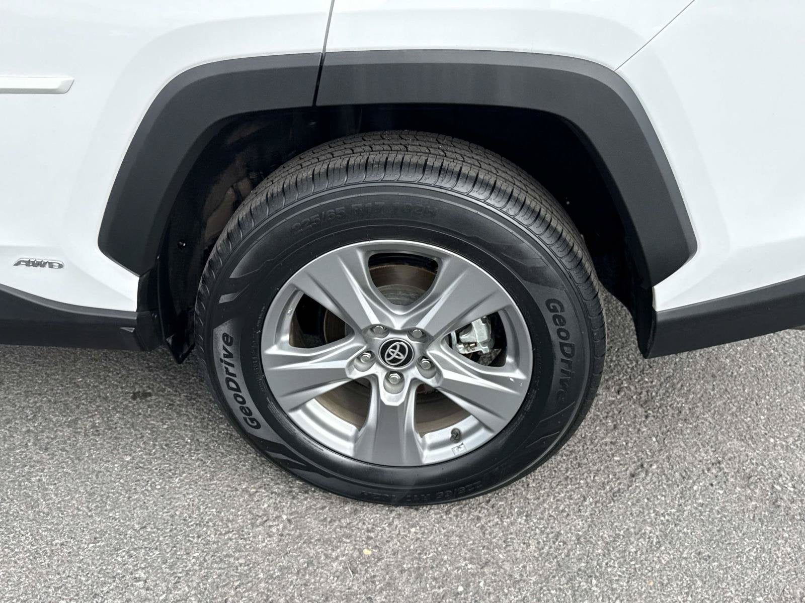 2025 Toyota RAV4 Hybrid Hybrid XLE