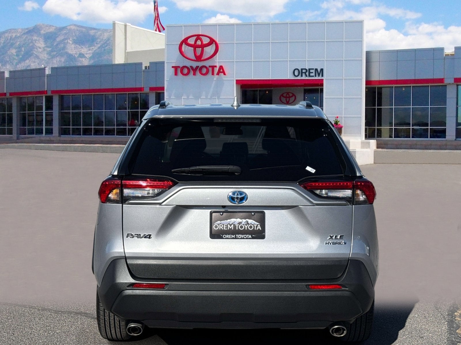 2022 Toyota RAV4 HYBRID Hybrid XLE