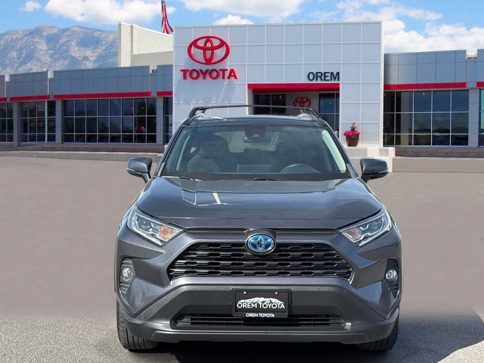 2021 Toyota RAV4 HYBRID Hybrid XLE